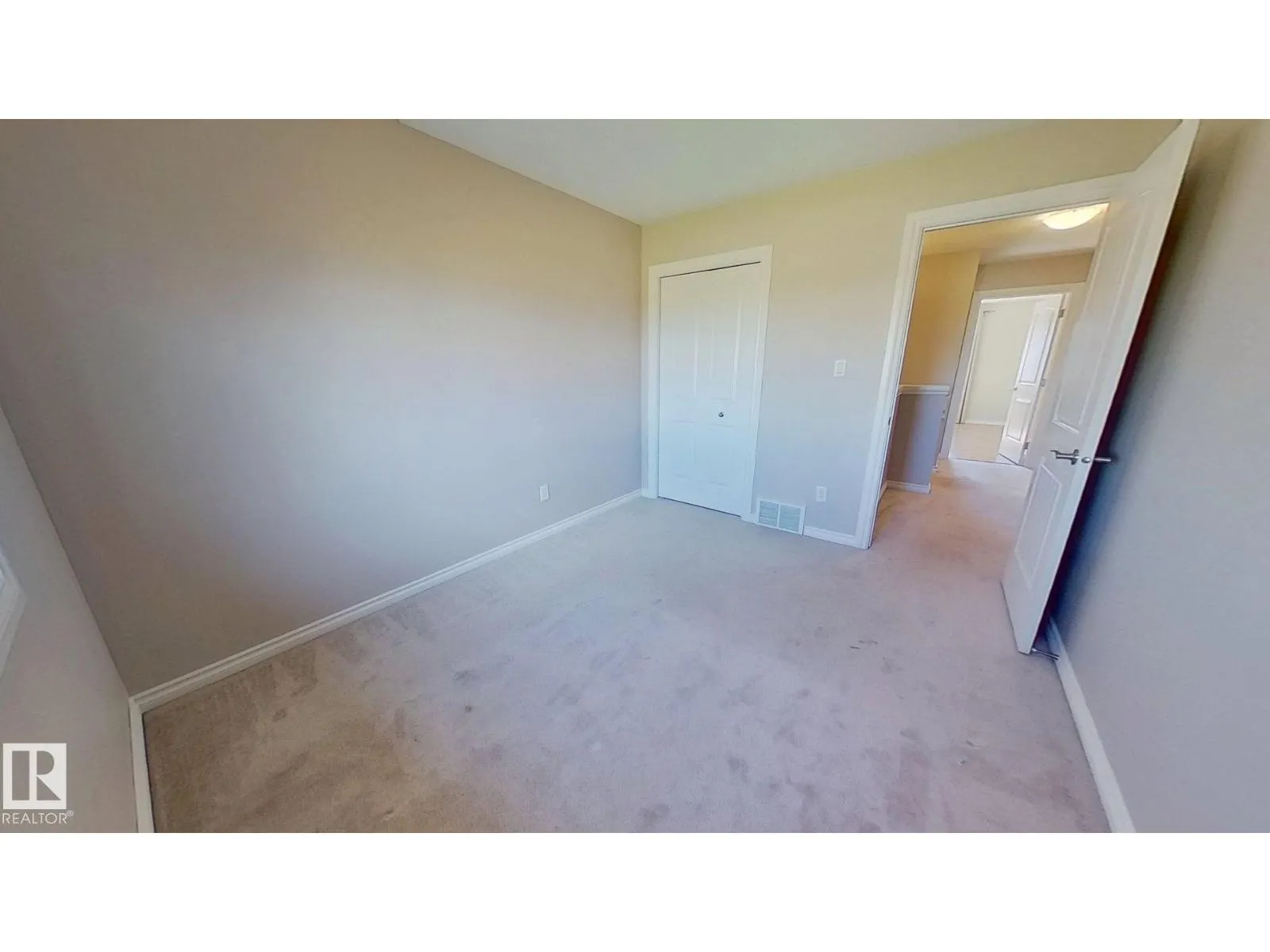#136 5420 GRANT MACEWAN BV