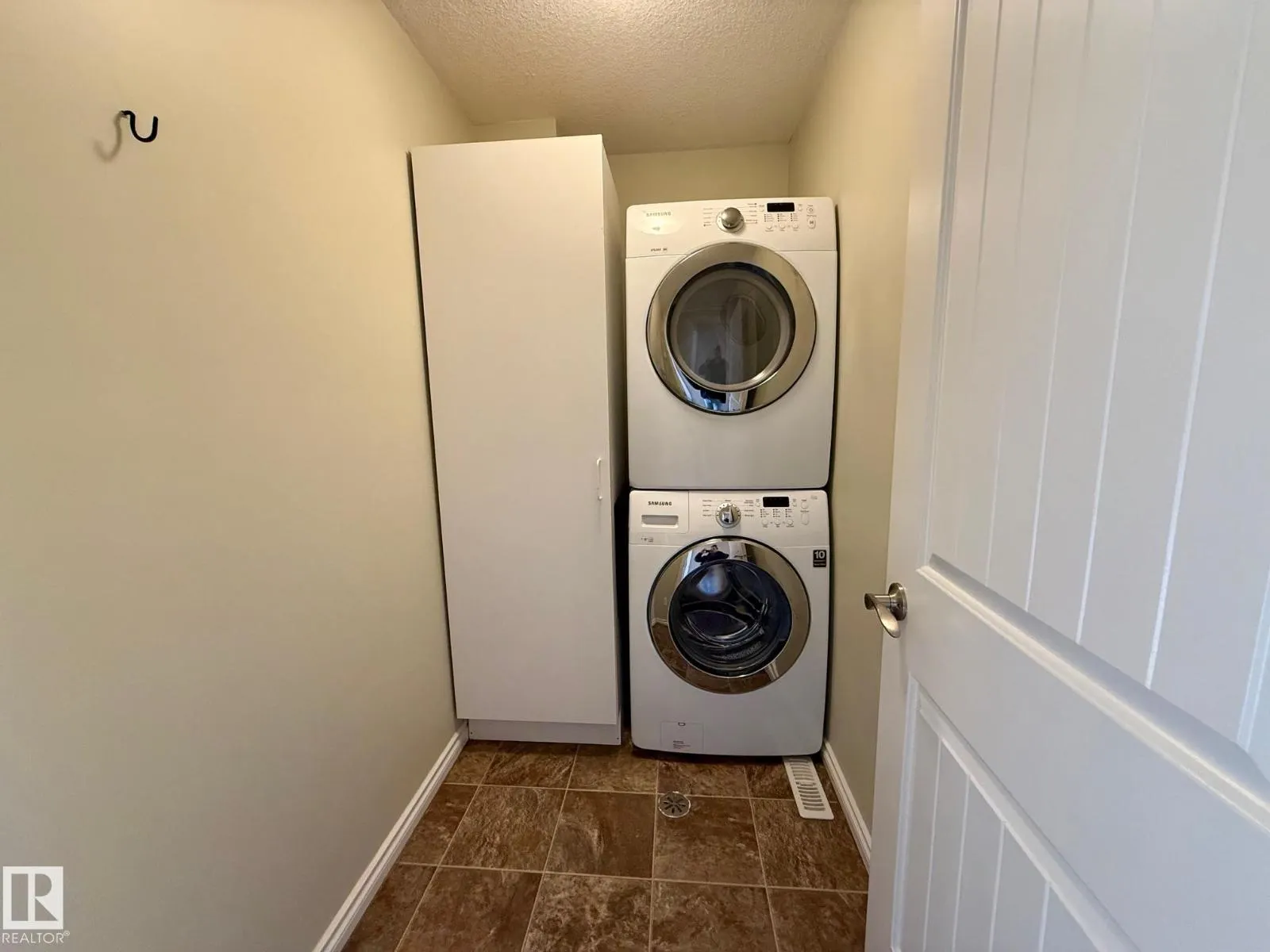 #136 5420 GRANT MACEWAN BV