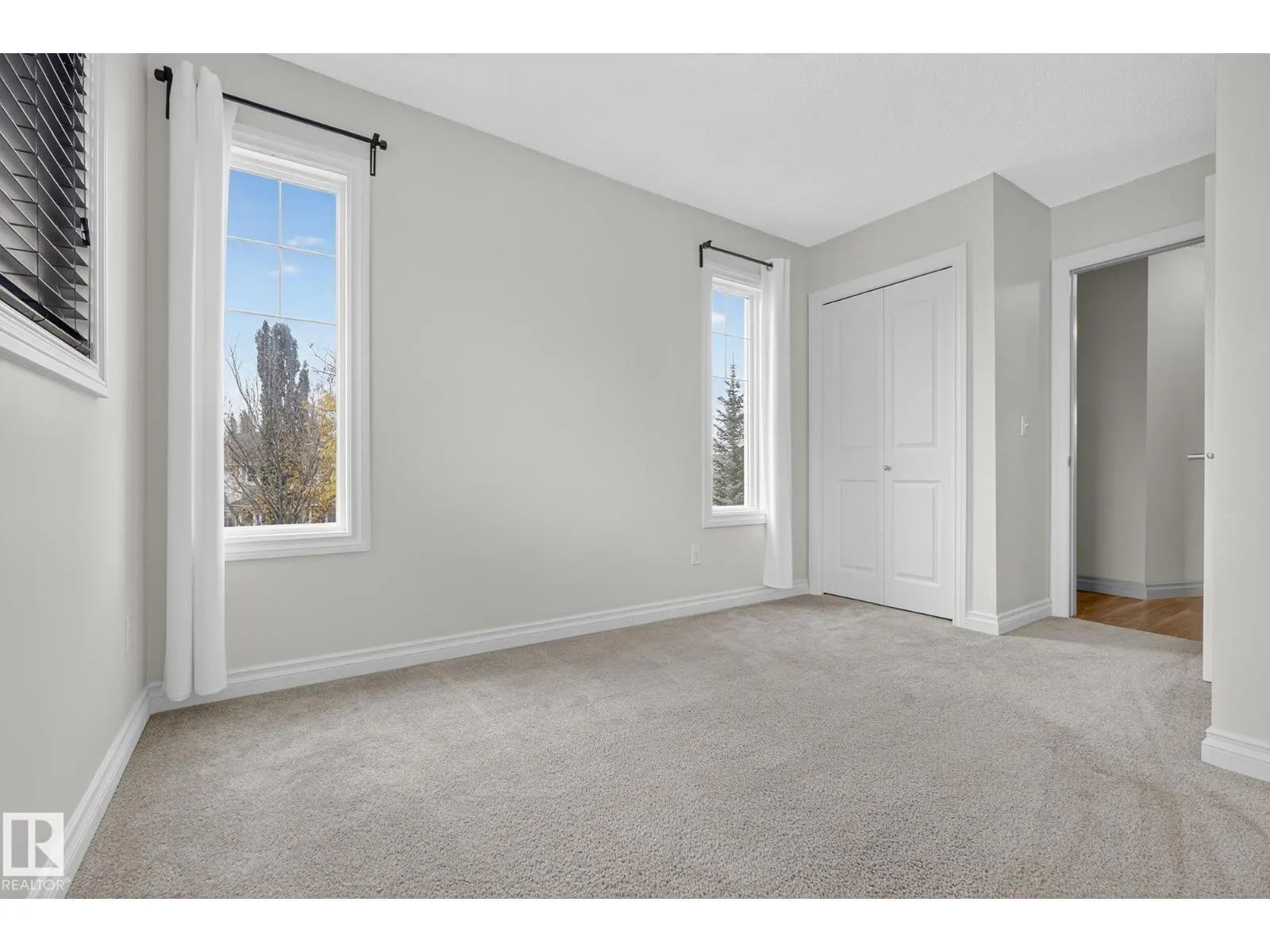 #1 2005 70 ST SW