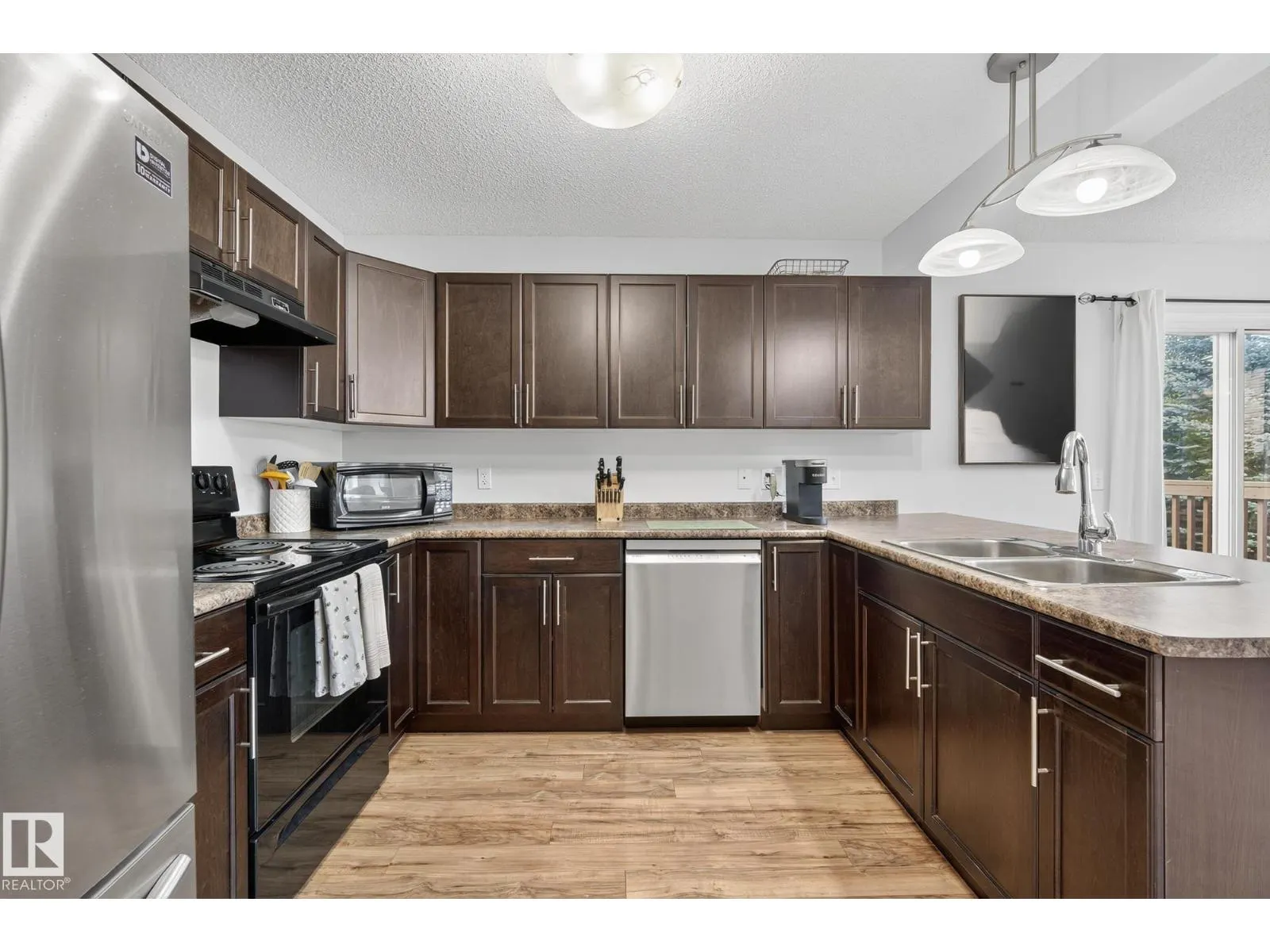#1 2005 70 ST SW