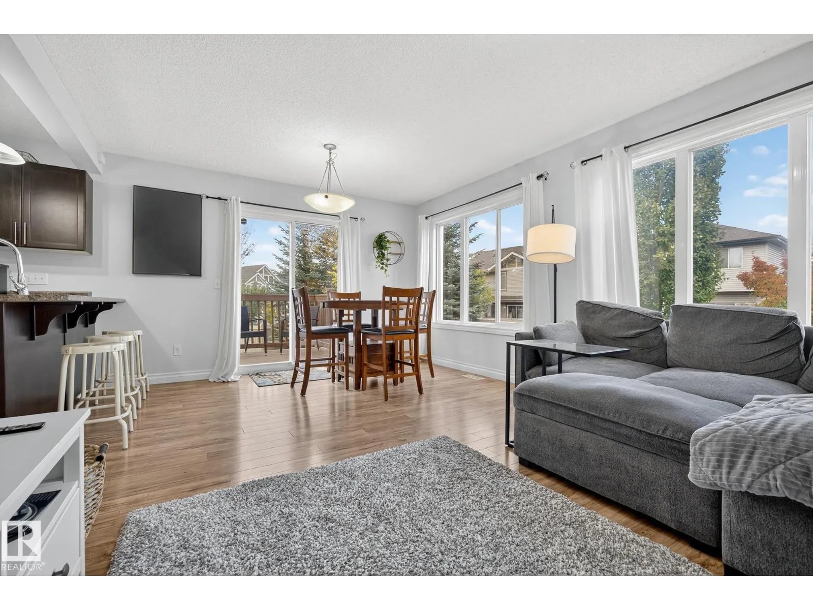 #1 2005 70 ST SW