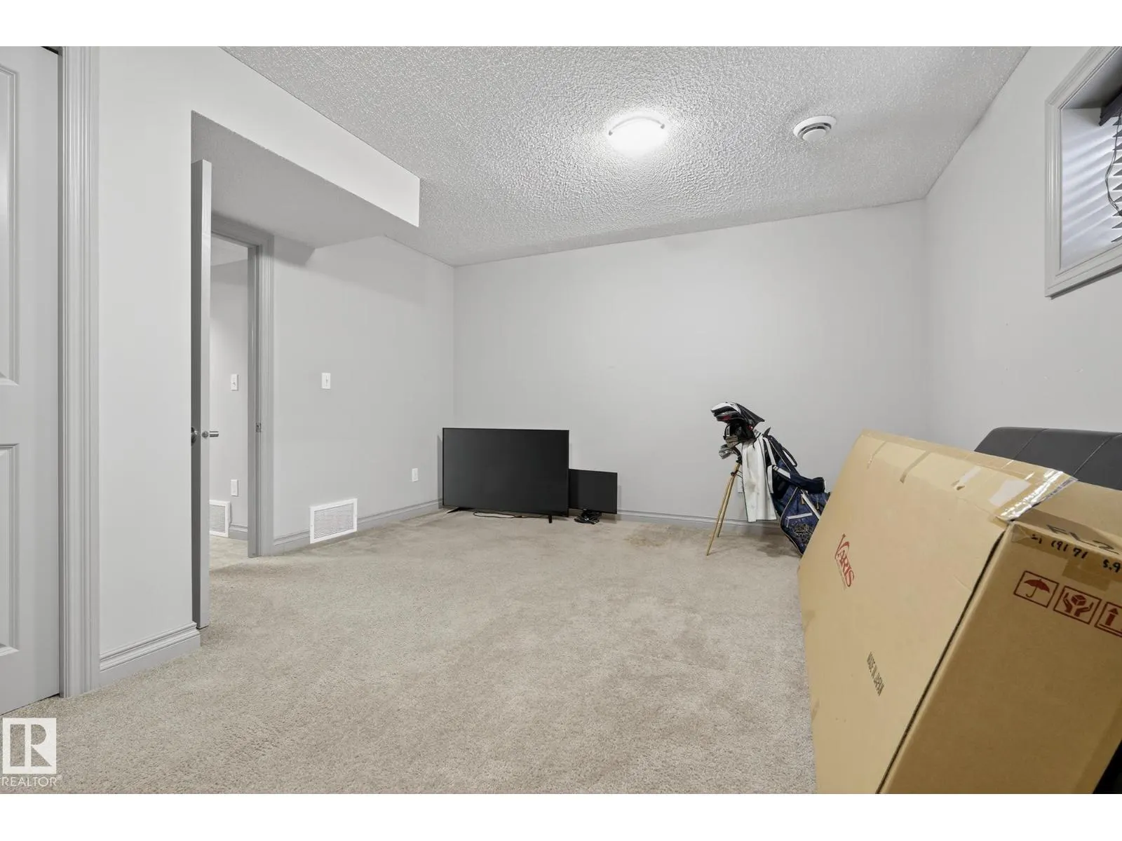 #1 2005 70 ST SW