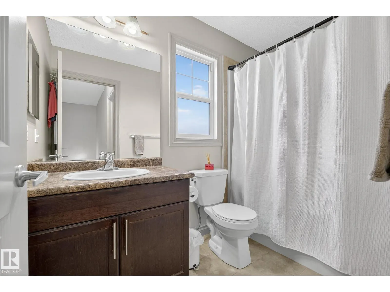 #1 2005 70 ST SW