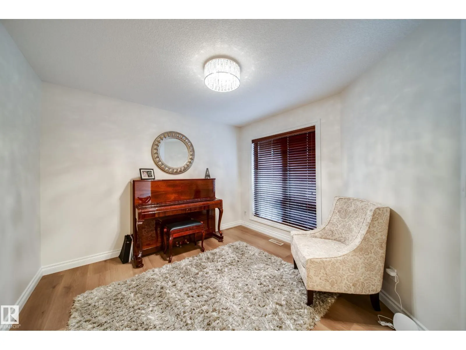 15 NORWOOD CL