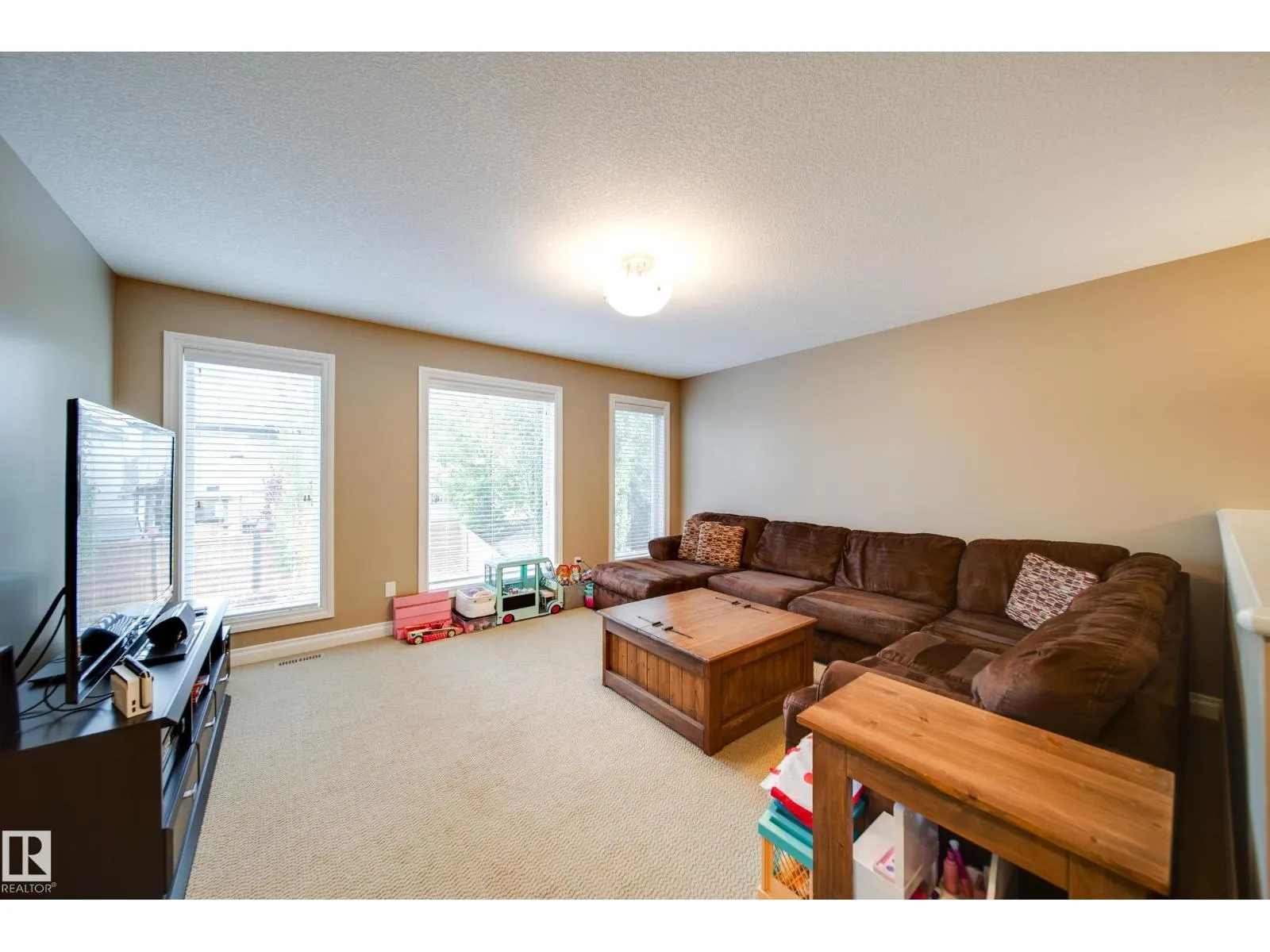 15 NORWOOD CL