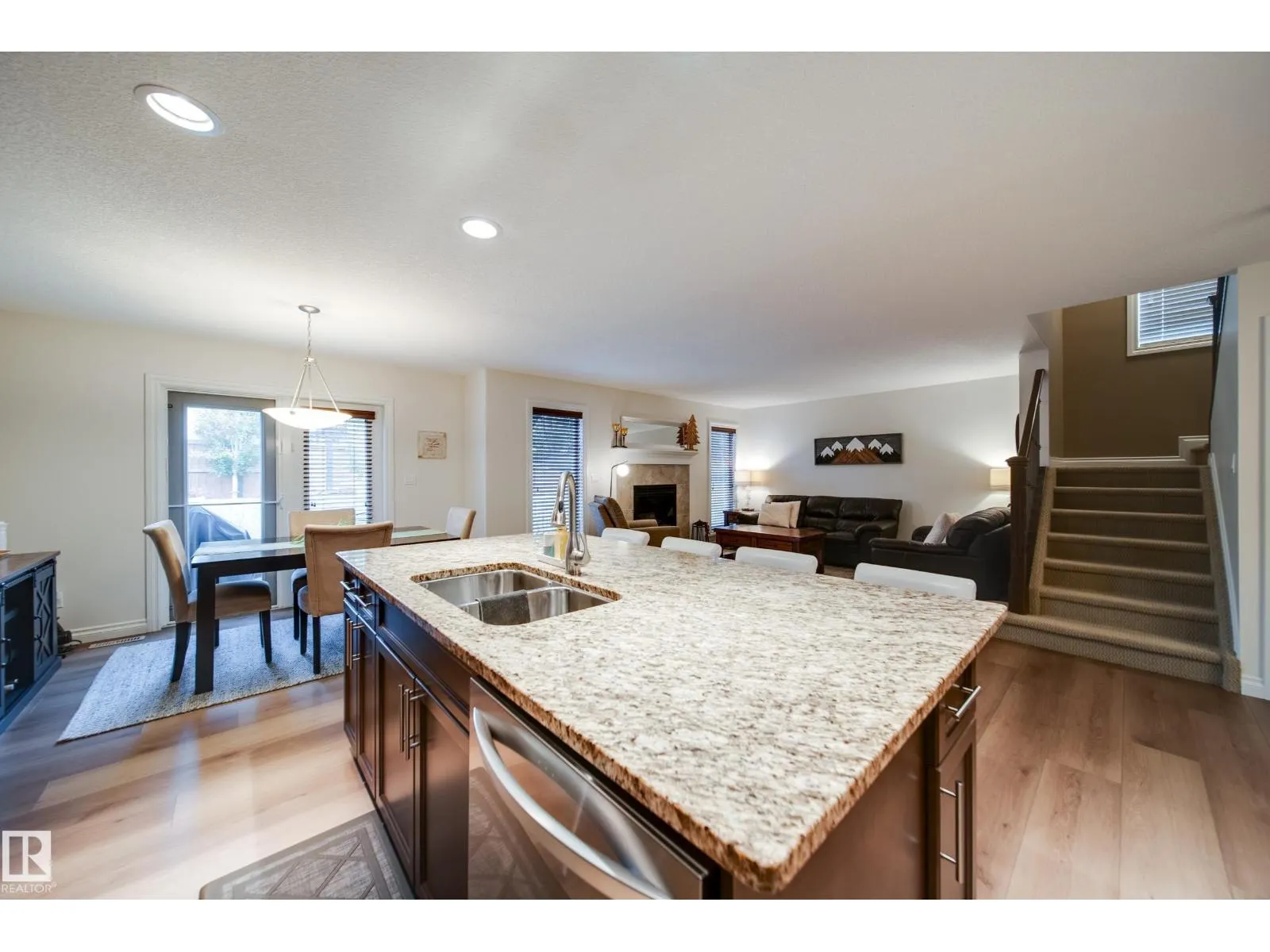15 NORWOOD CL