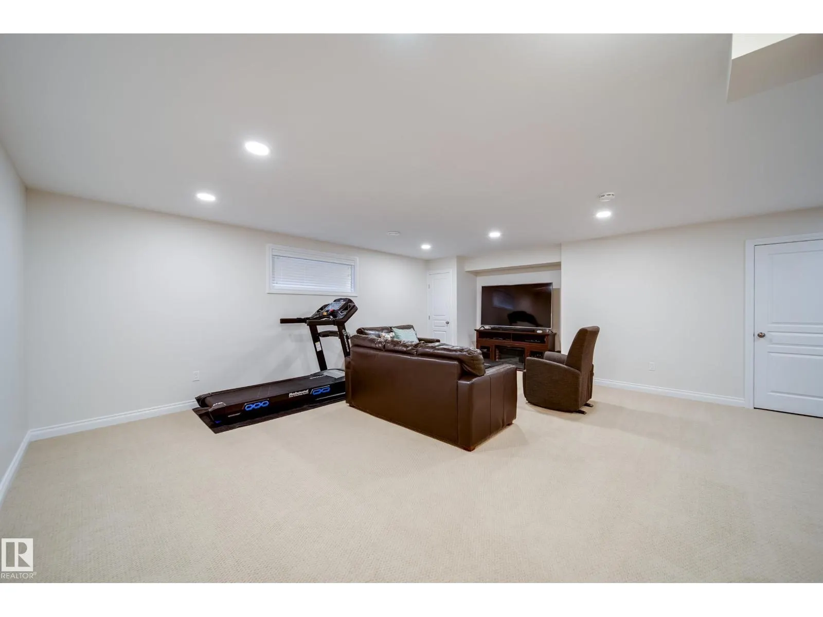 15 NORWOOD CL
