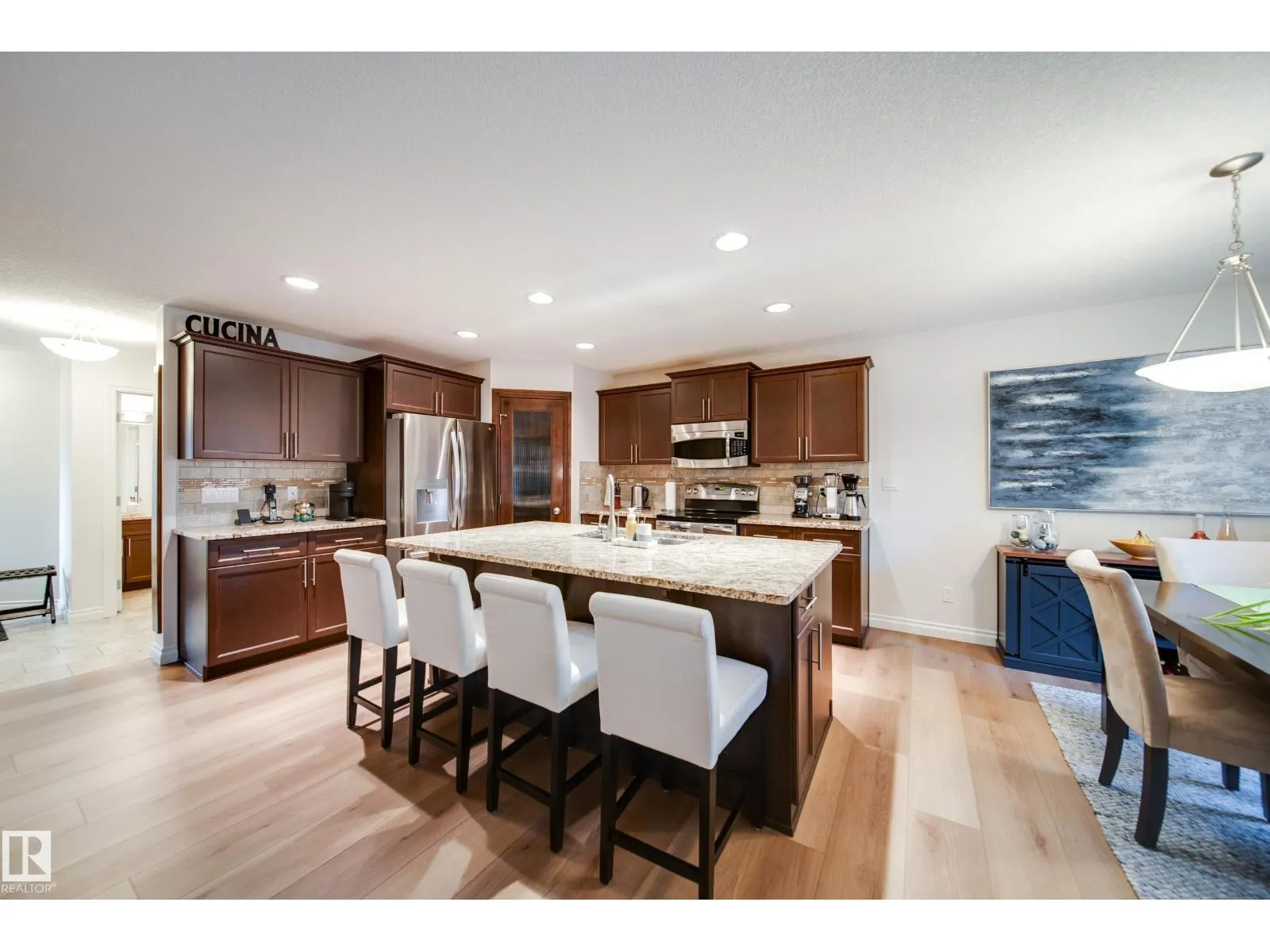 15 NORWOOD CL