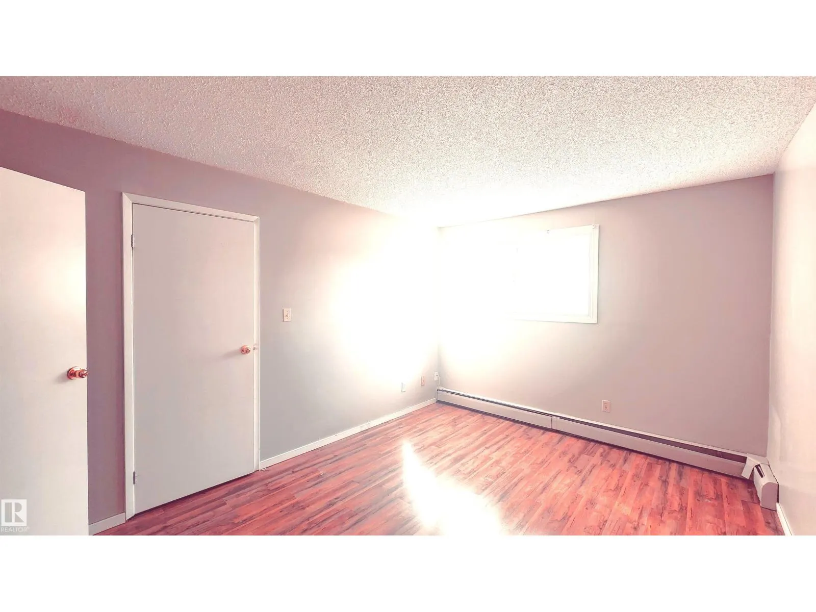 #2 11265 31 AV NW