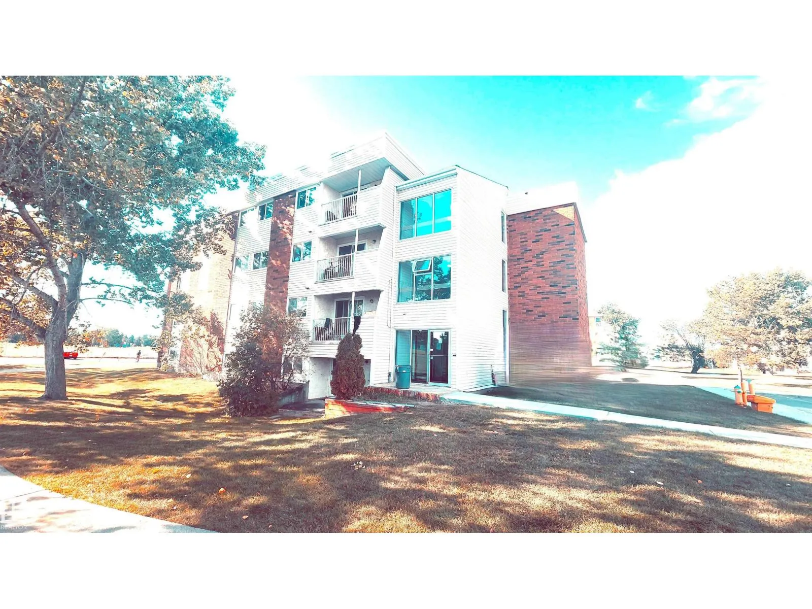 #2 11265 31 AV NW