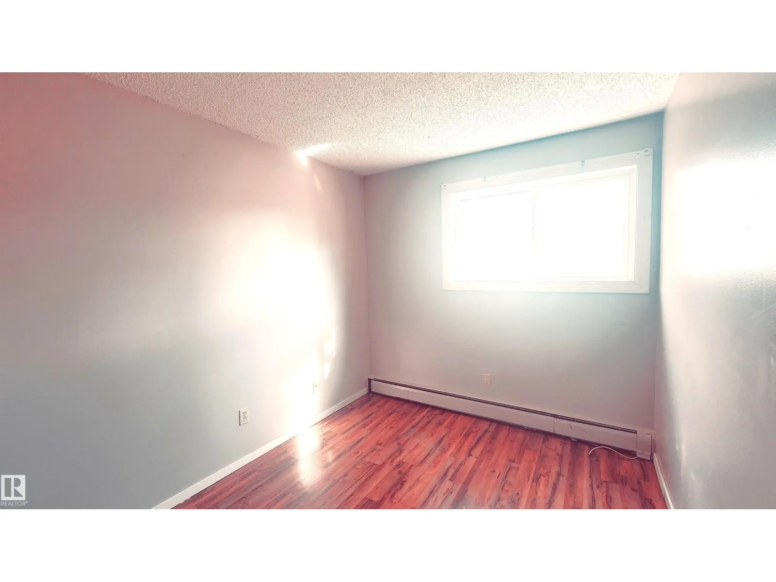 #2 11265 31 AV NW