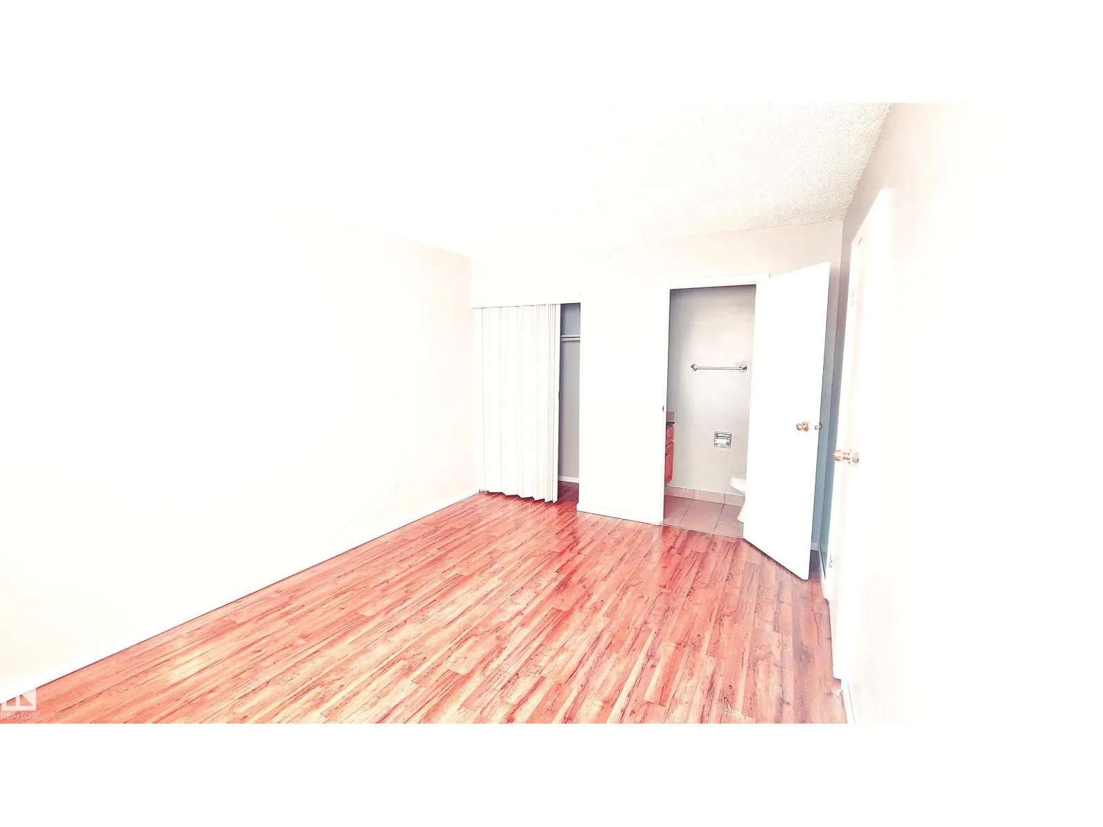 #2 11265 31 AV NW
