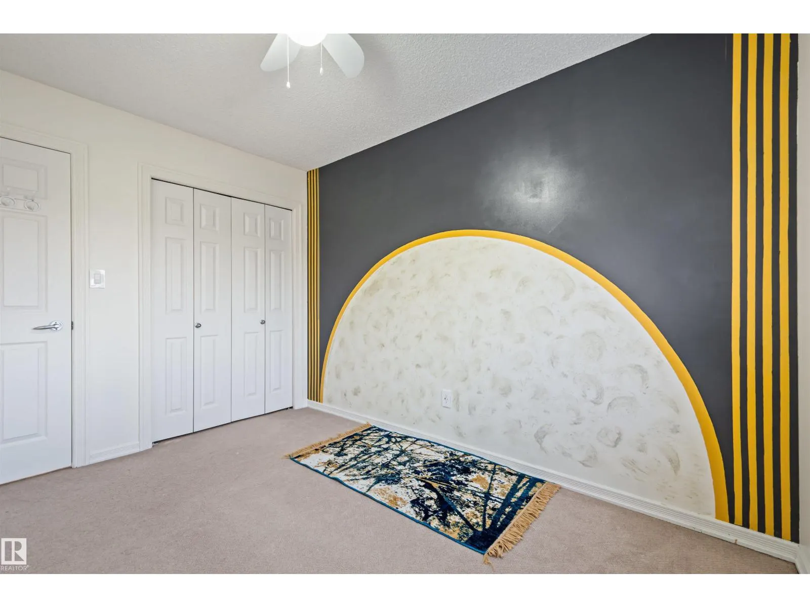 3449 28 ST NW