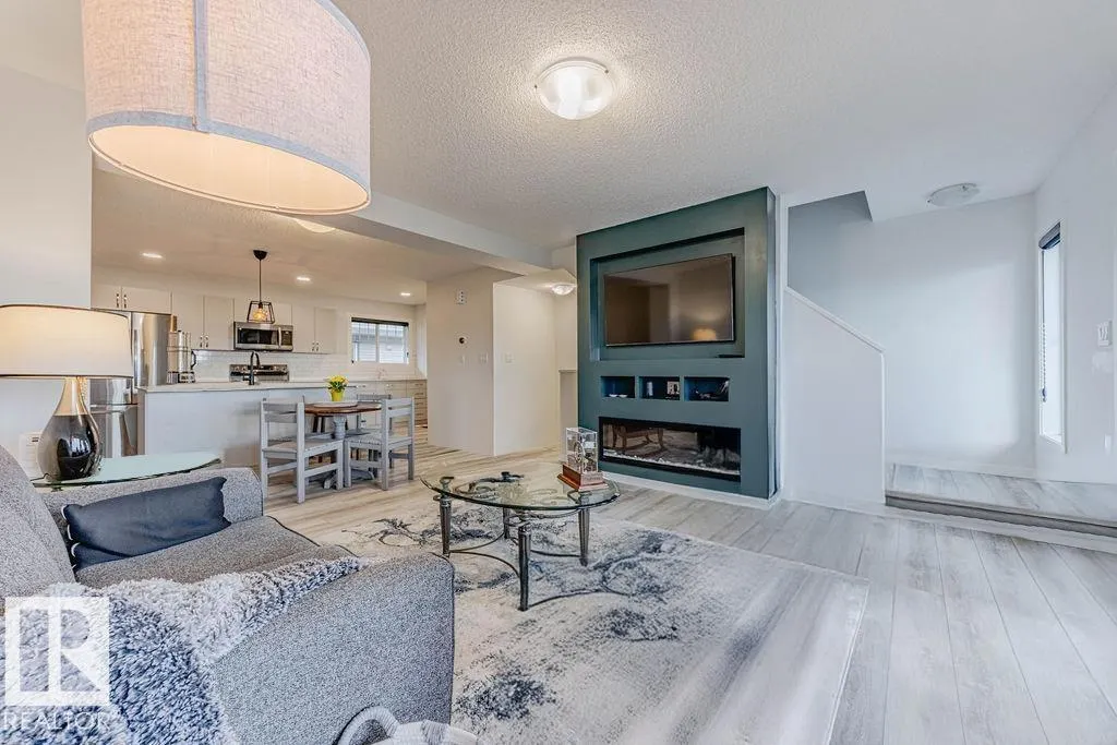 #63 50 MCLAUGHLIN DR