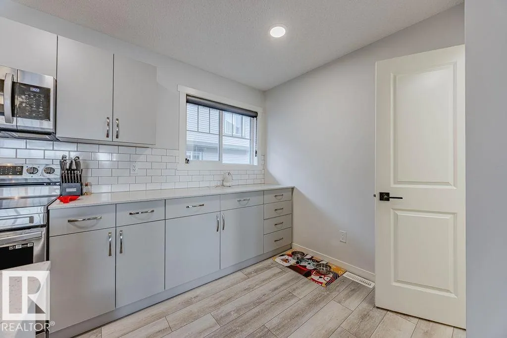 #63 50 MCLAUGHLIN DR
