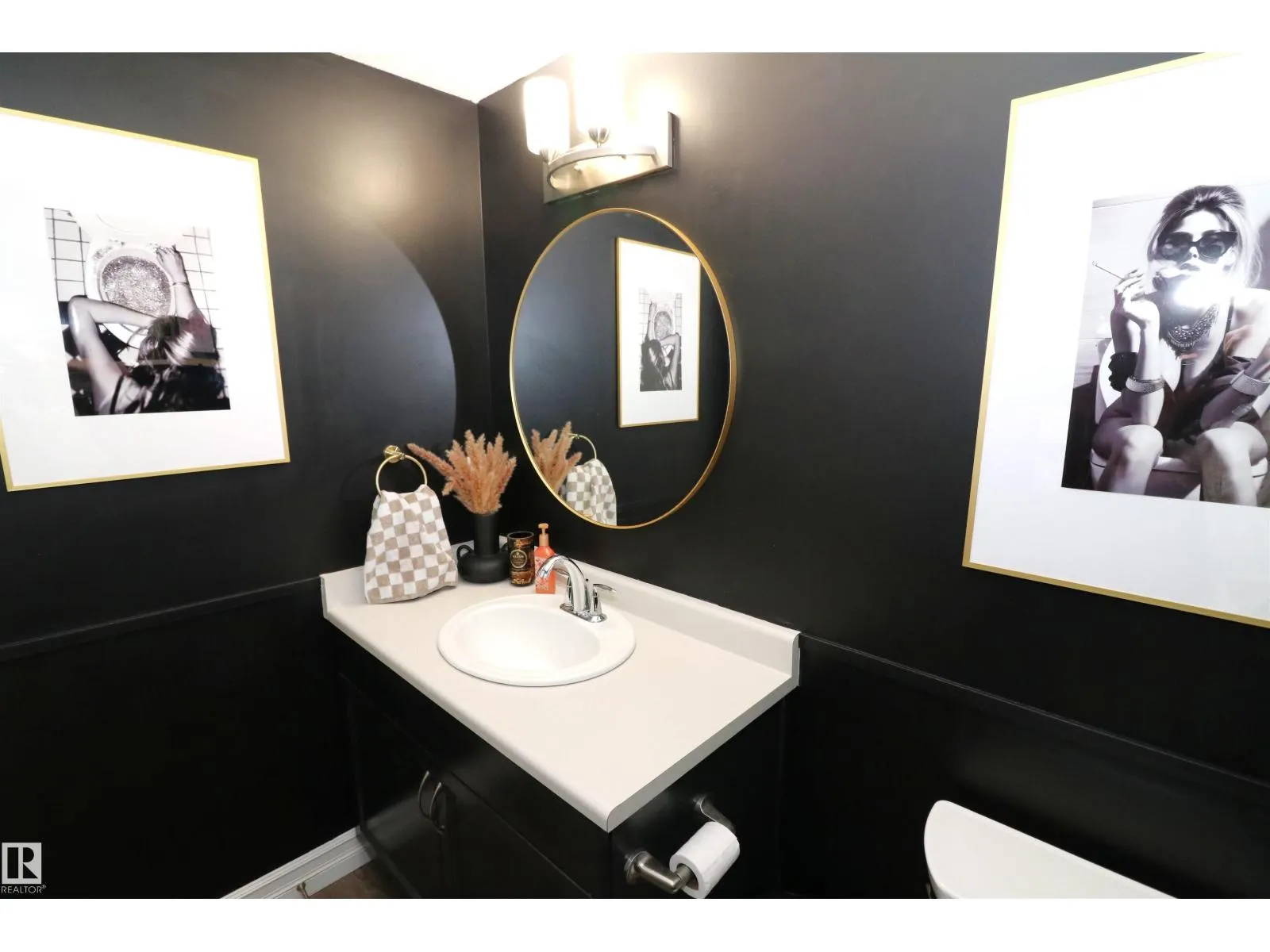 #29 1508 105 ST NW