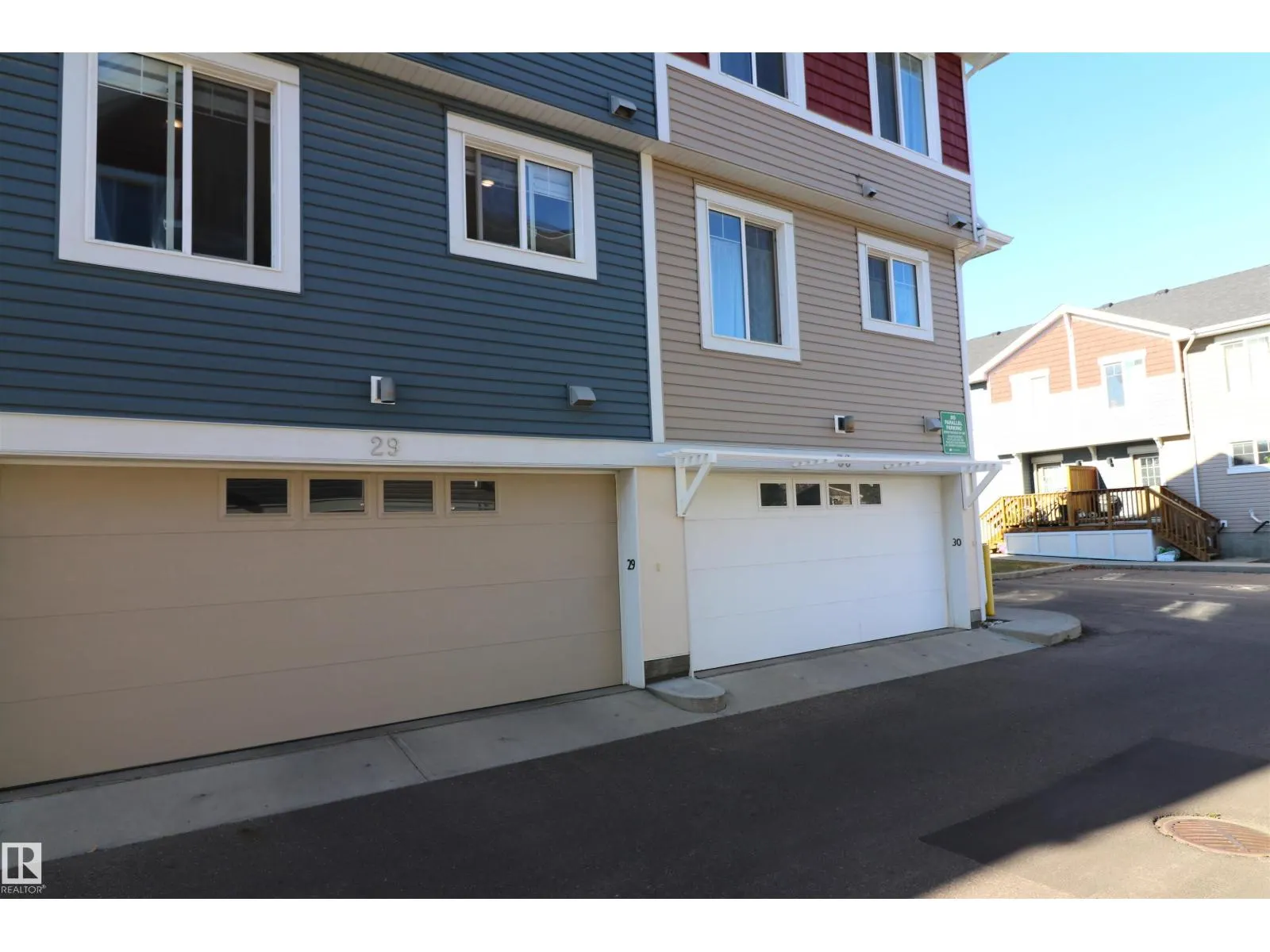 #29 1508 105 ST NW