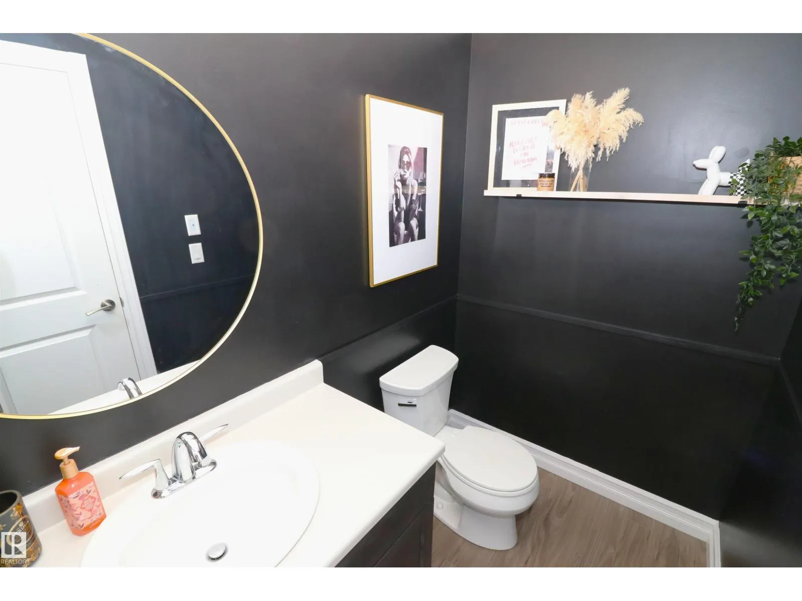 #29 1508 105 ST NW