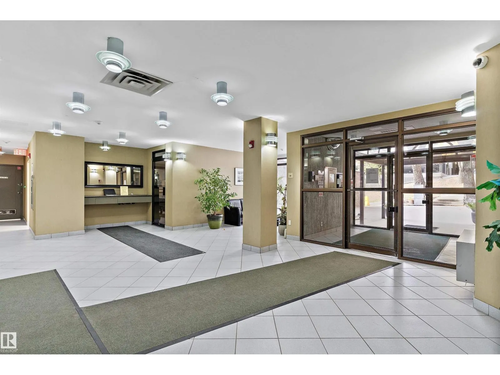 #1207 9725 106 ST NW