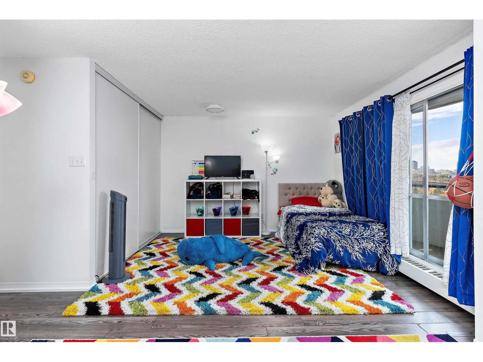 #1207 9725 106 ST NW