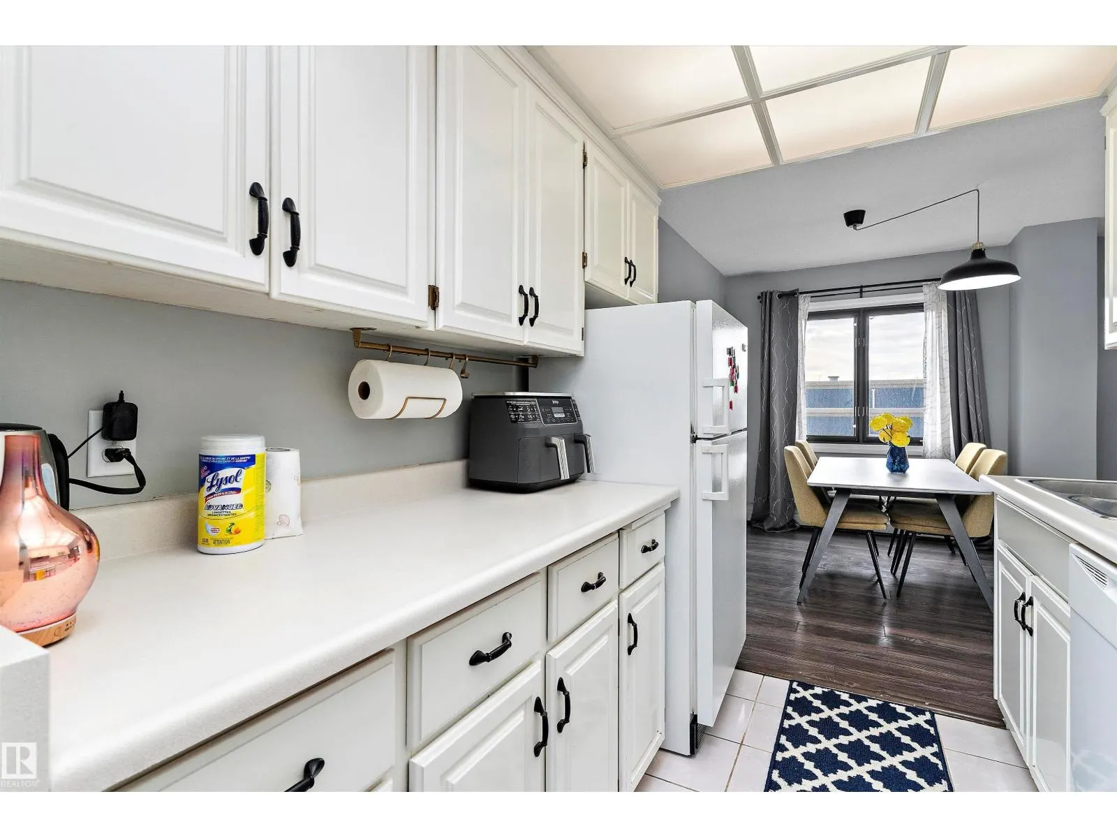 #1207 9725 106 ST NW