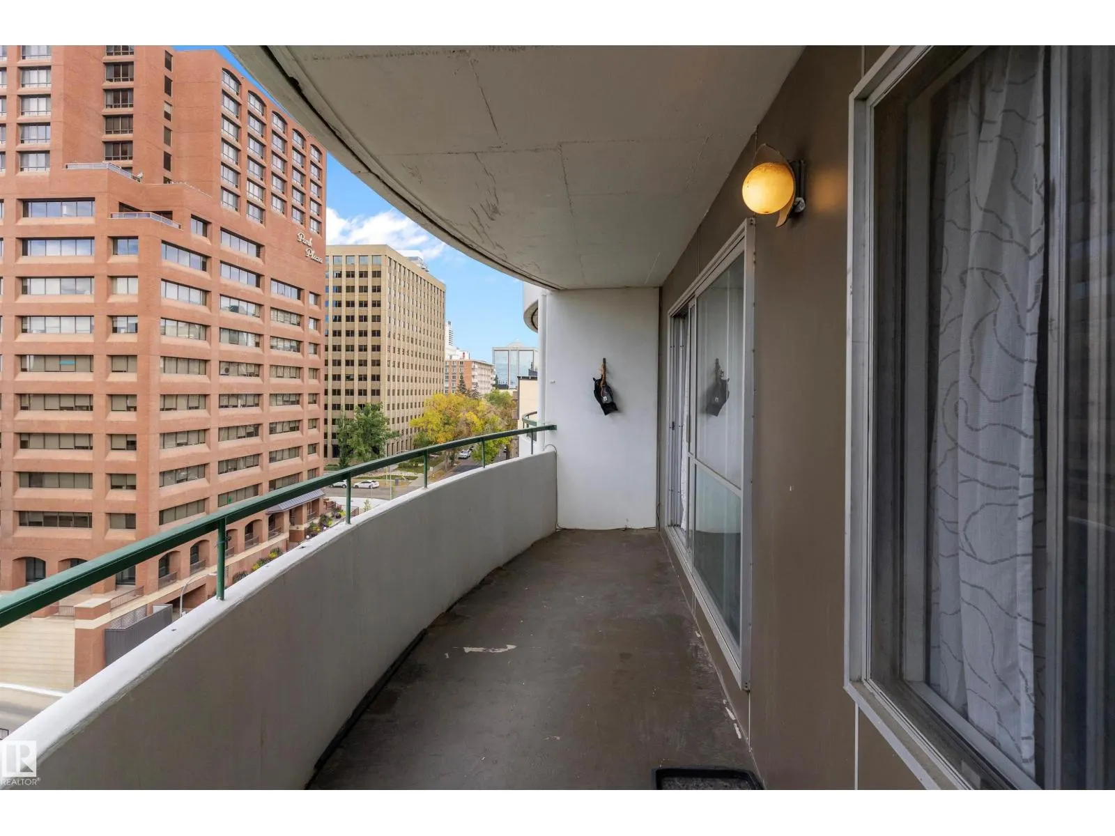#1207 9725 106 ST NW