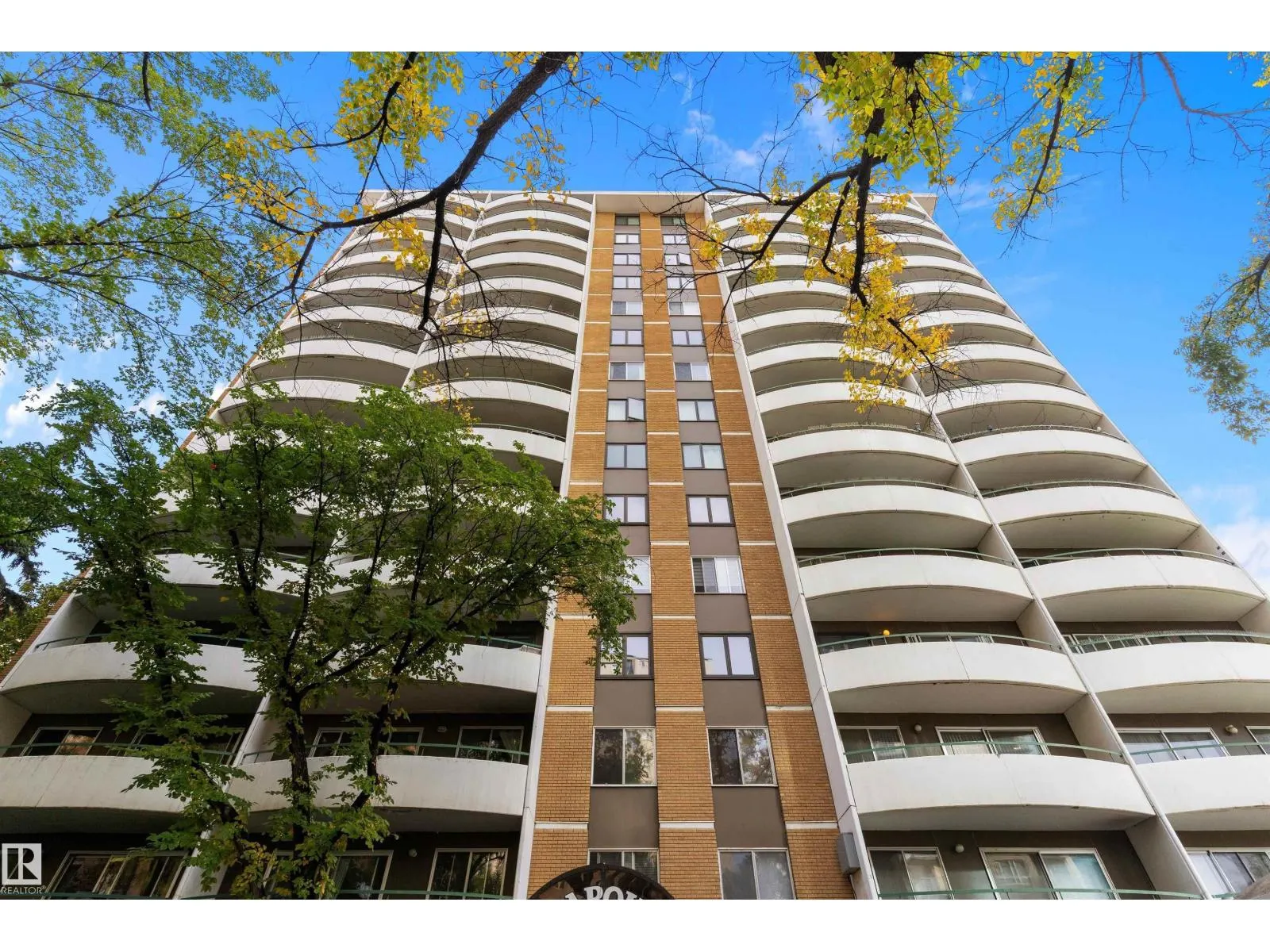 #1207 9725 106 ST NW