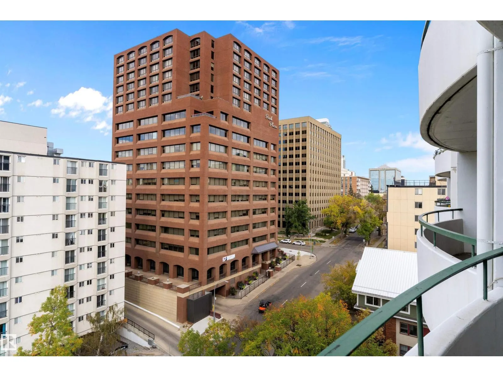 #1207 9725 106 ST NW