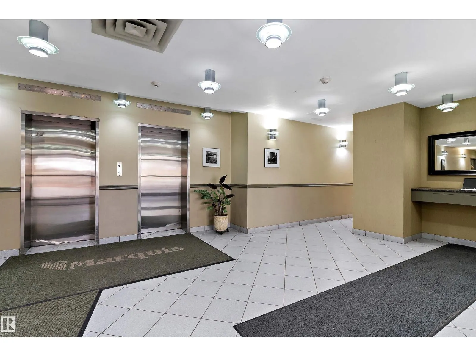 #1207 9725 106 ST NW