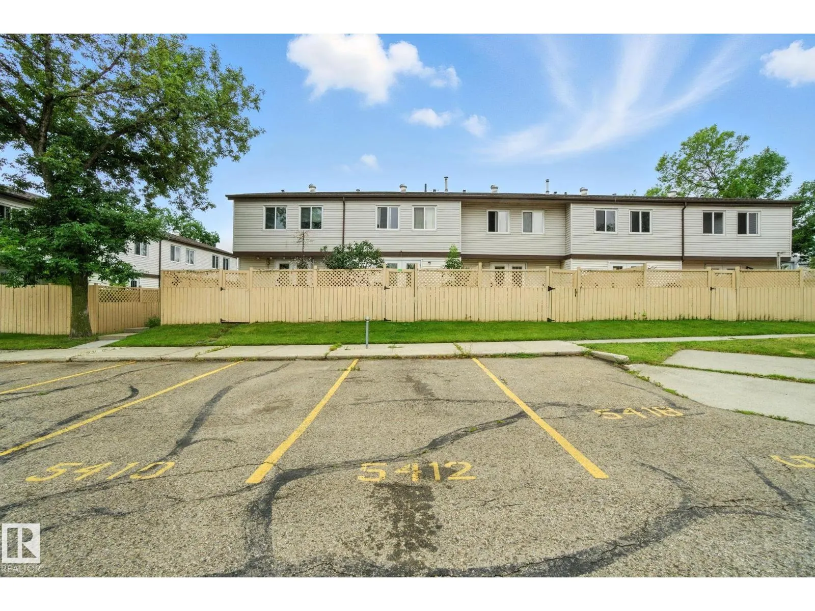5412 146 AV NW