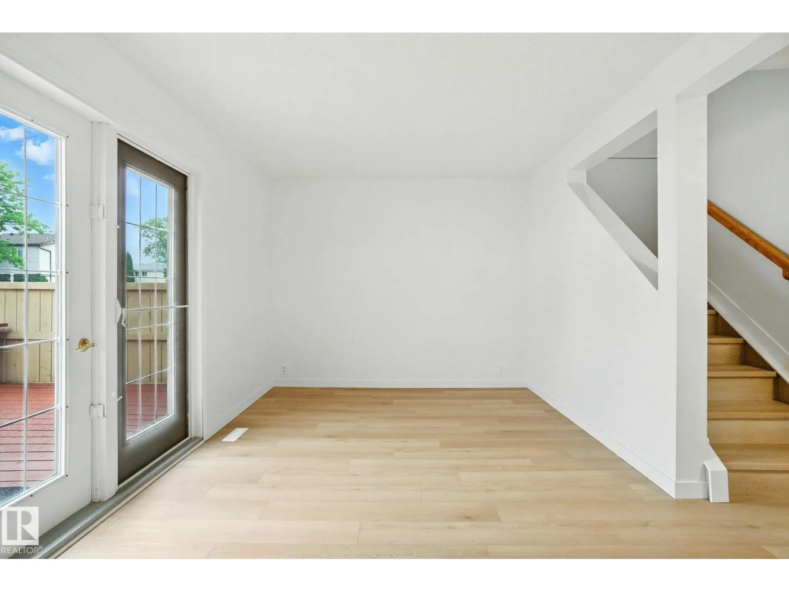 5412 146 AV NW
