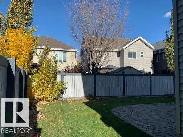 8928 23 AV SW