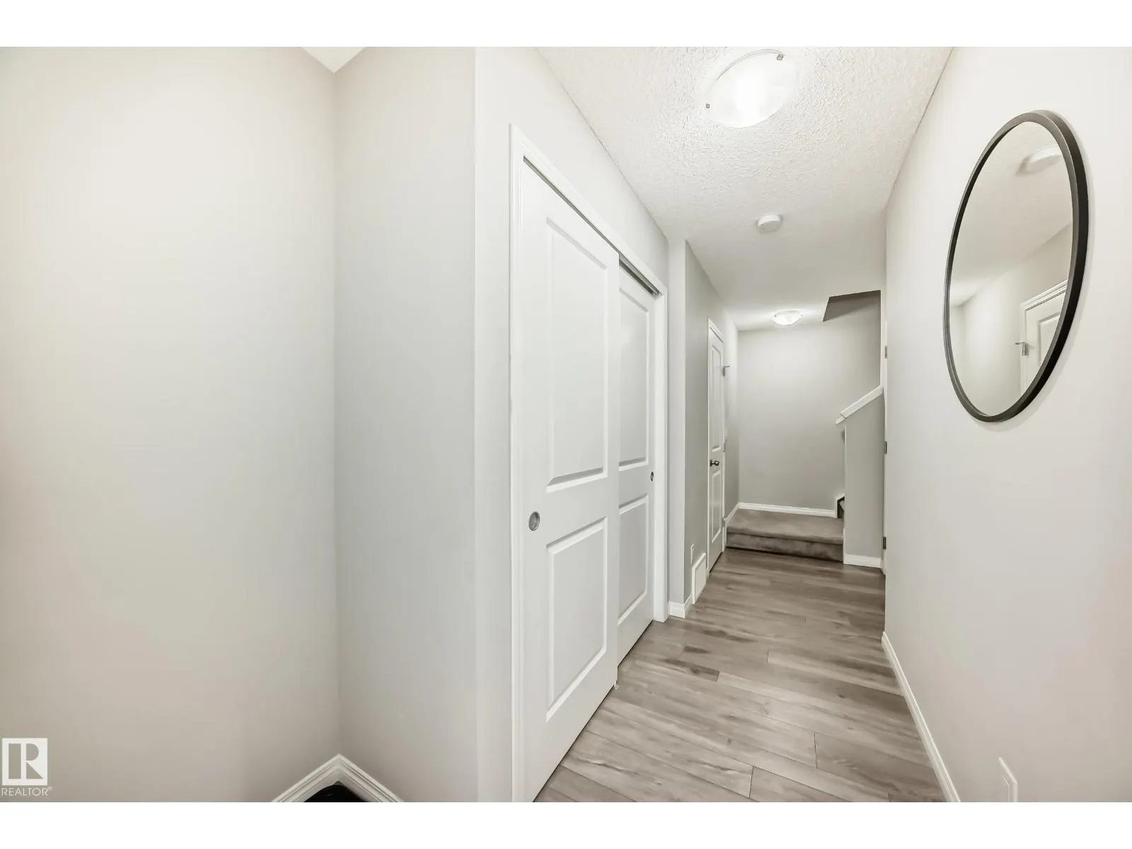 20310 15A AV NW