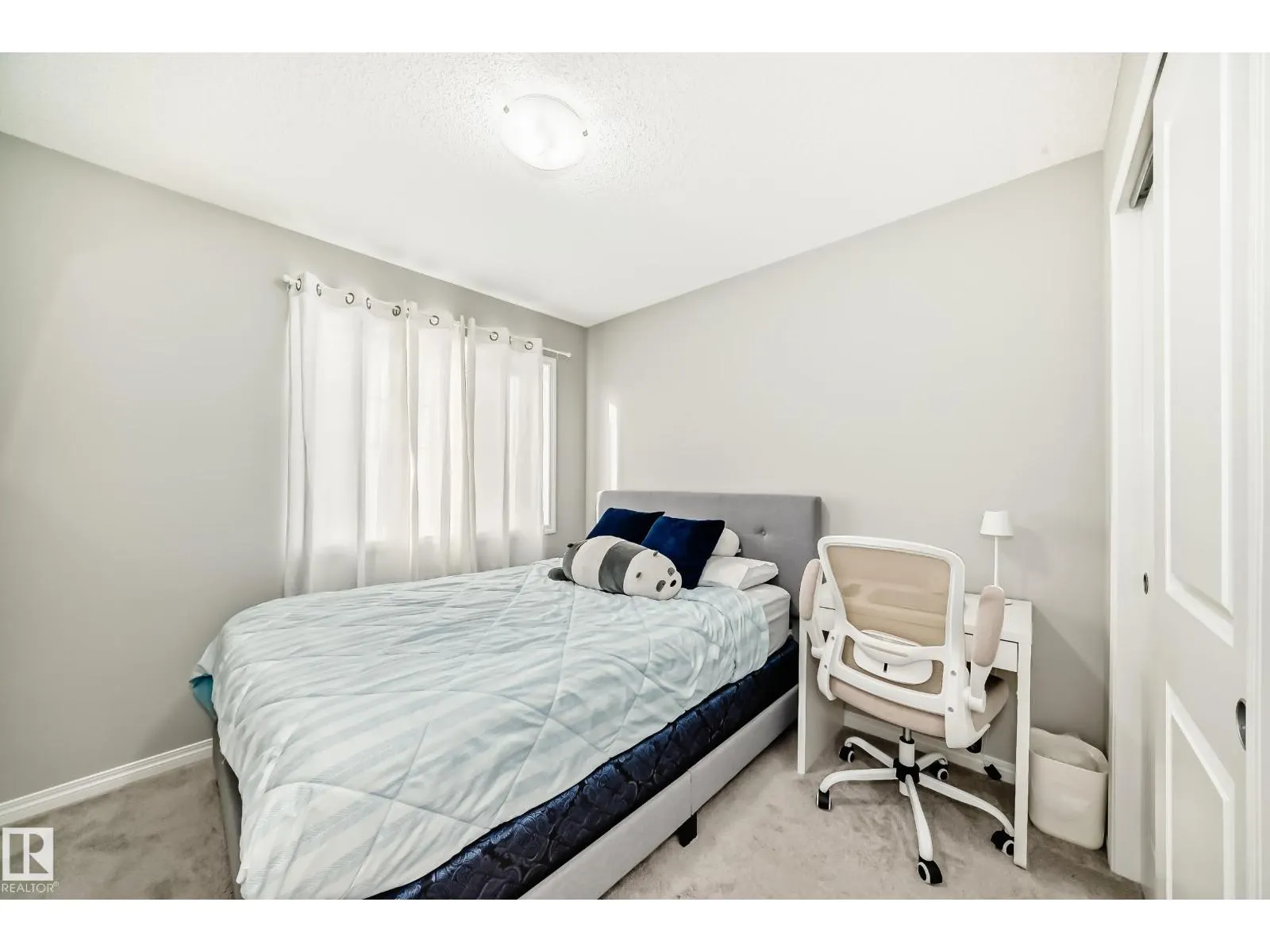 20310 15A AV NW