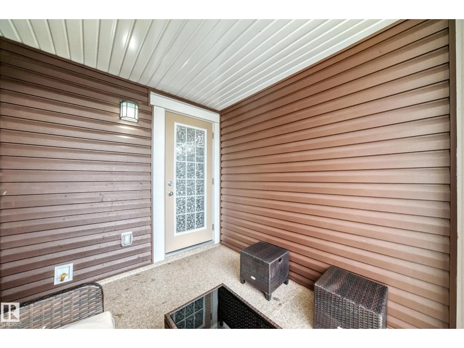 20310 15A AV NW