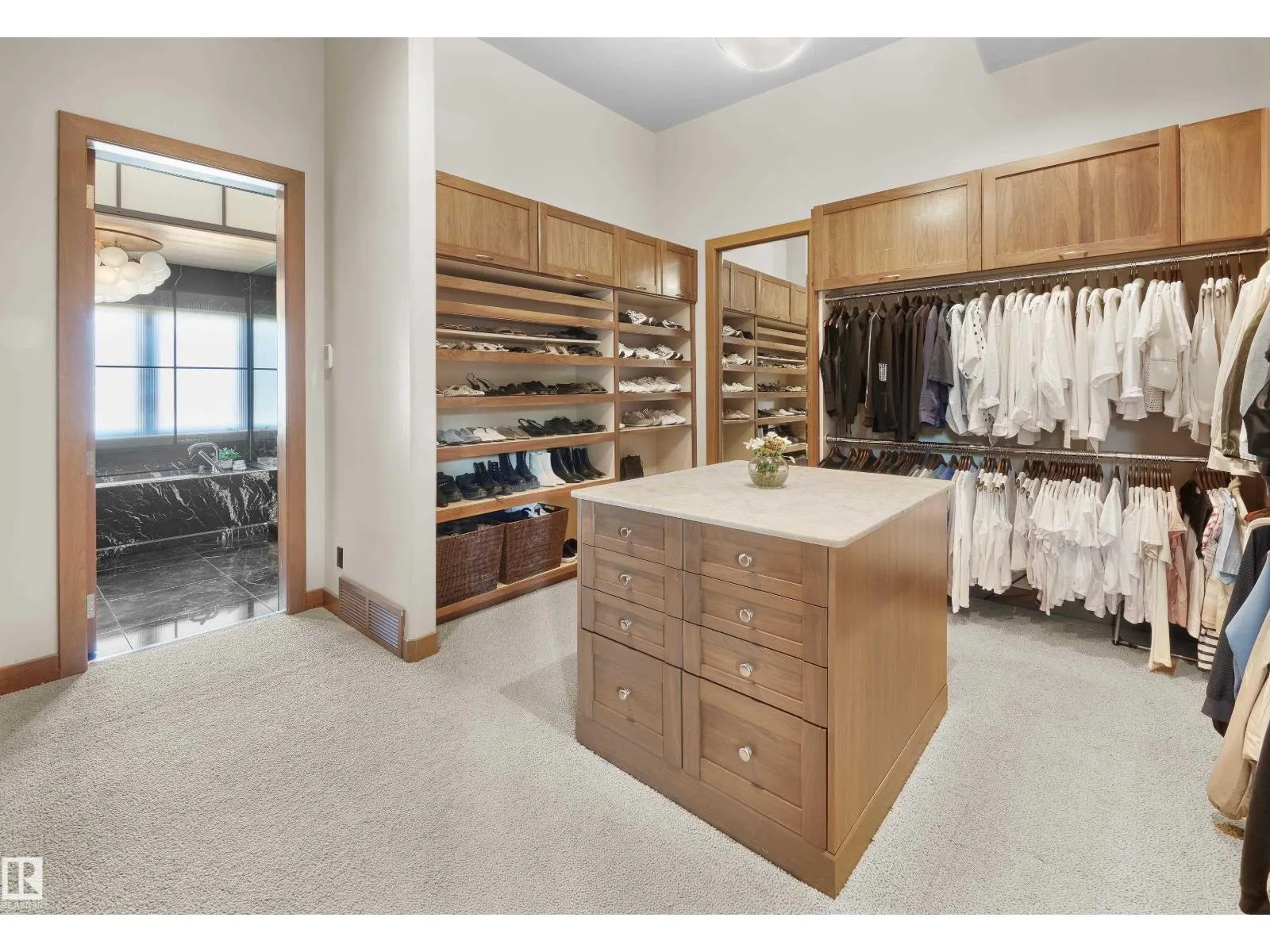 56 WINDERMERE DR SW