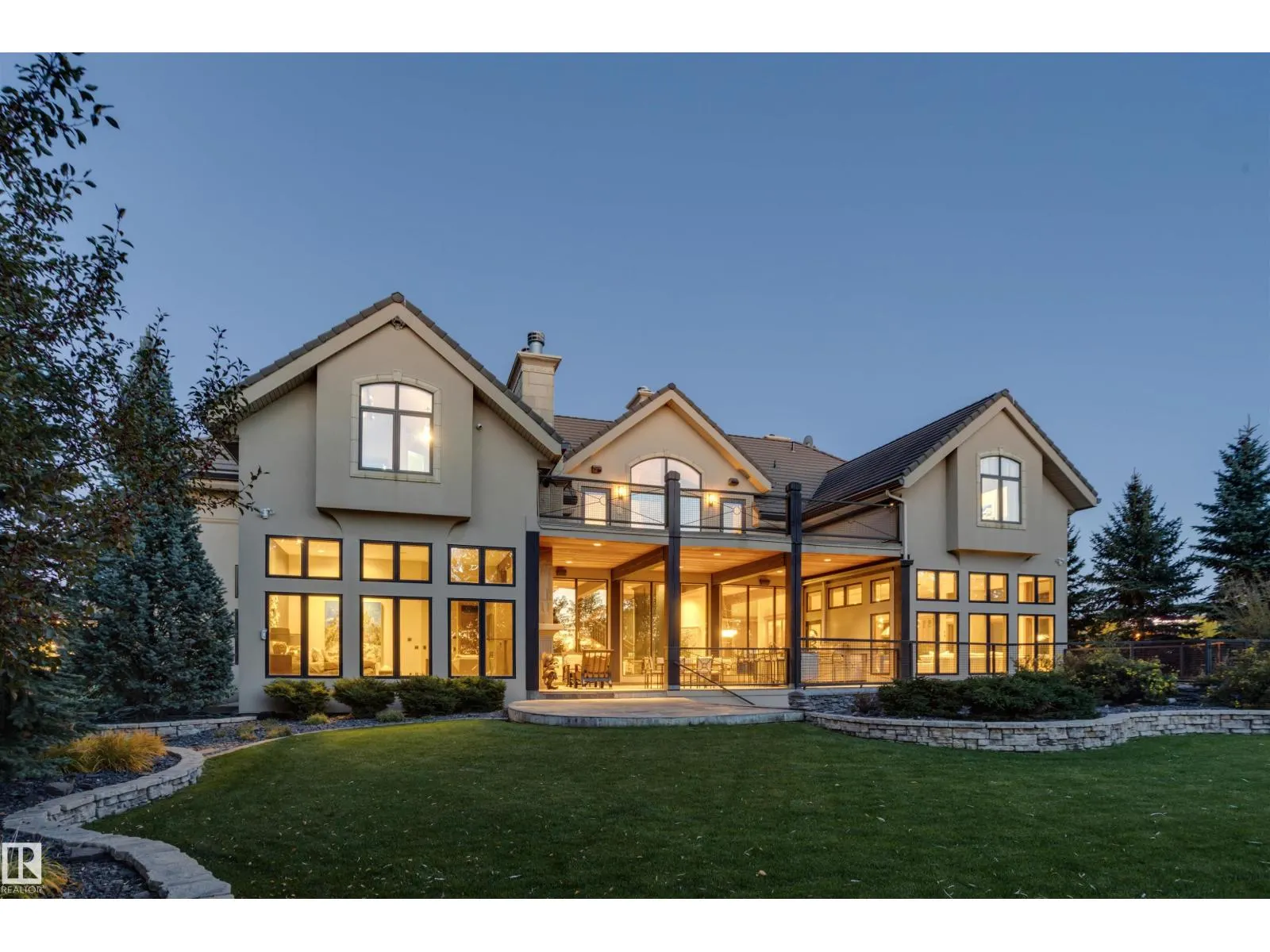 56 WINDERMERE DR SW