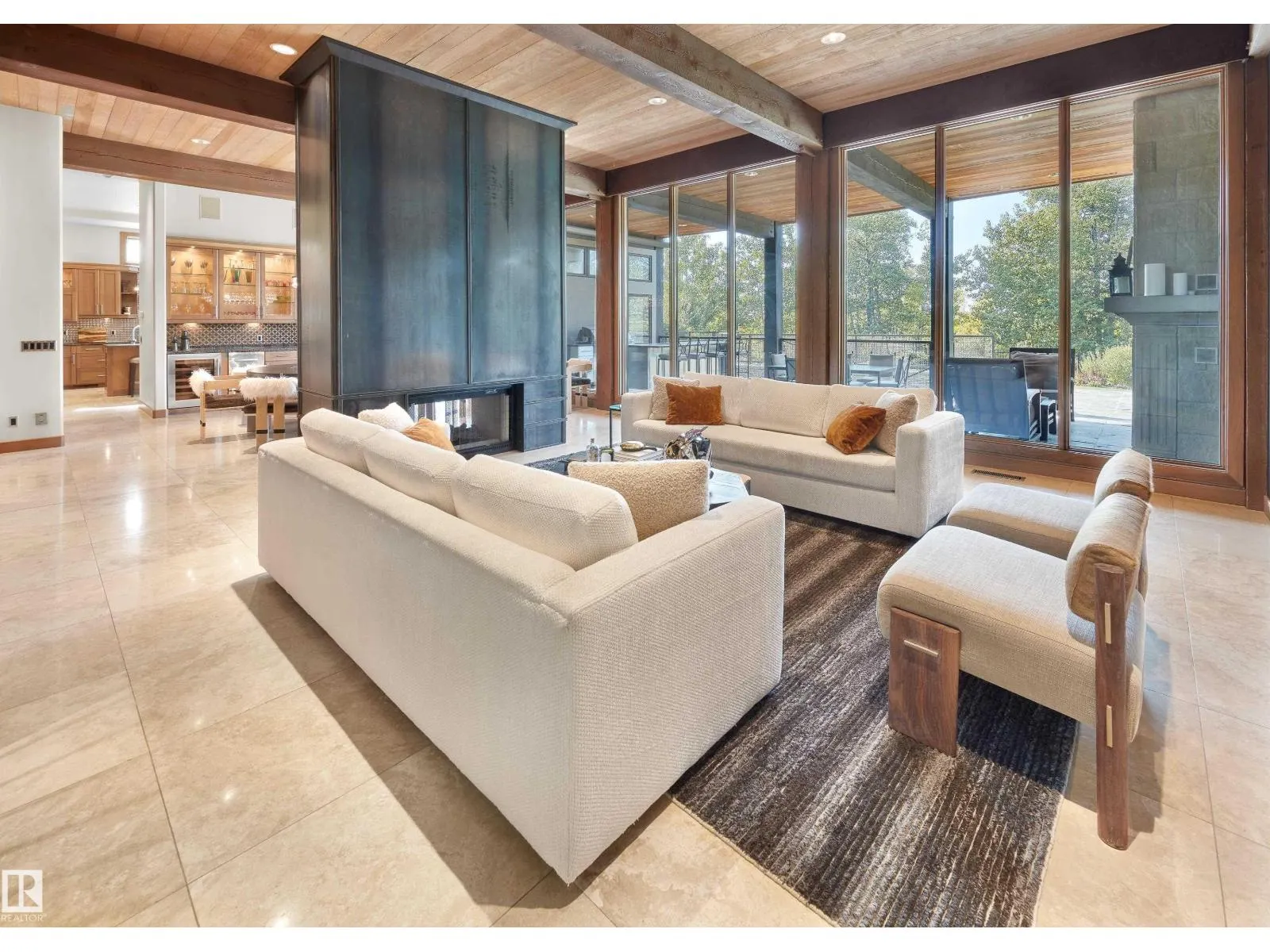 56 WINDERMERE DR SW
