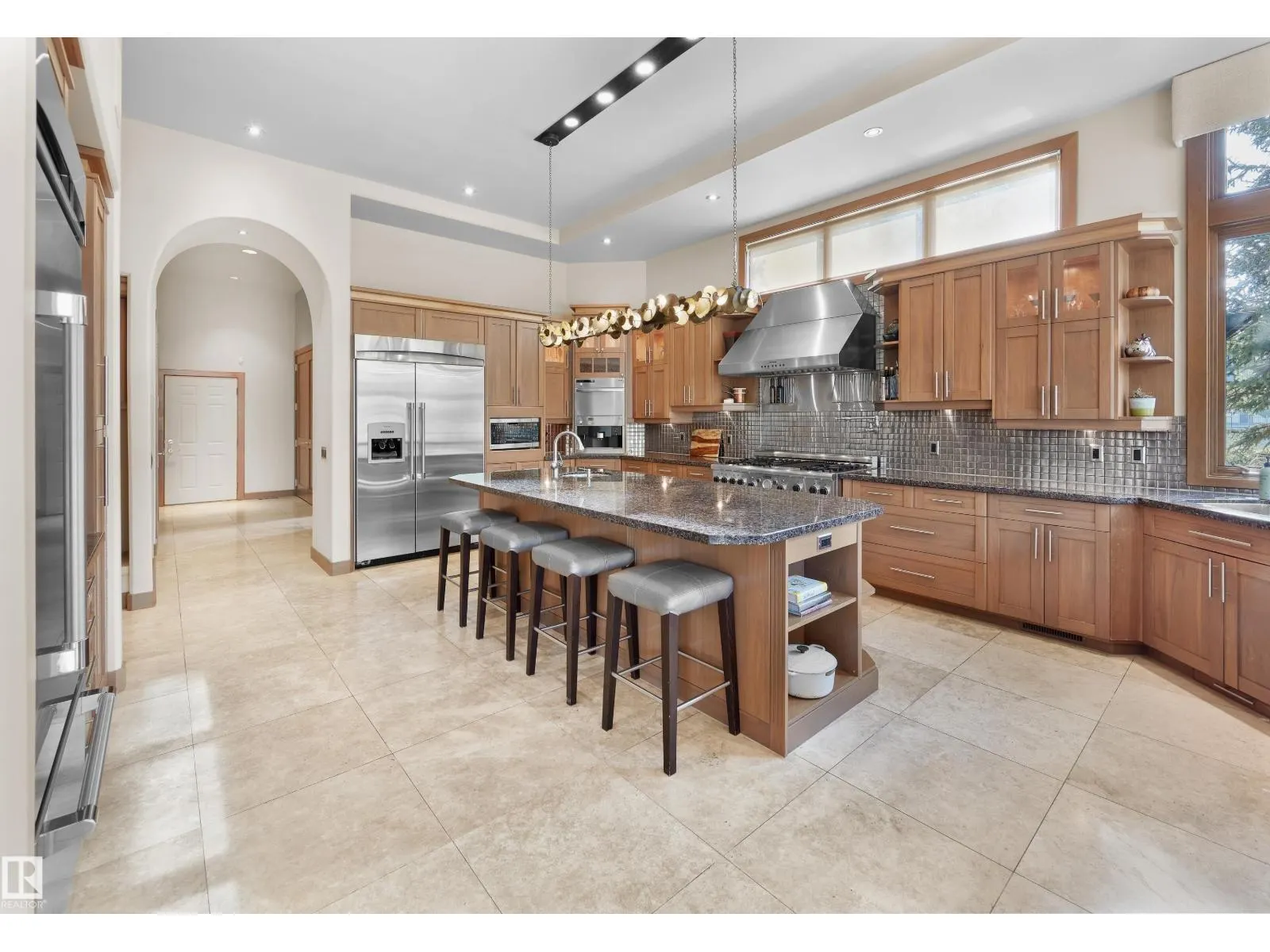 56 WINDERMERE DR SW