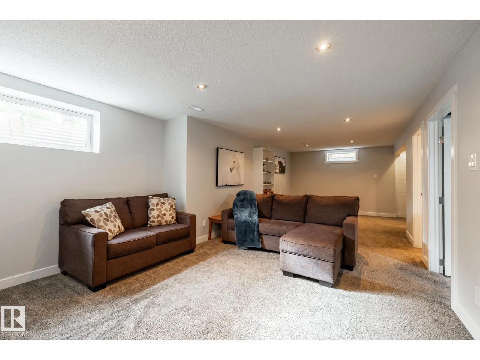 50 SPRINGFIELD CR