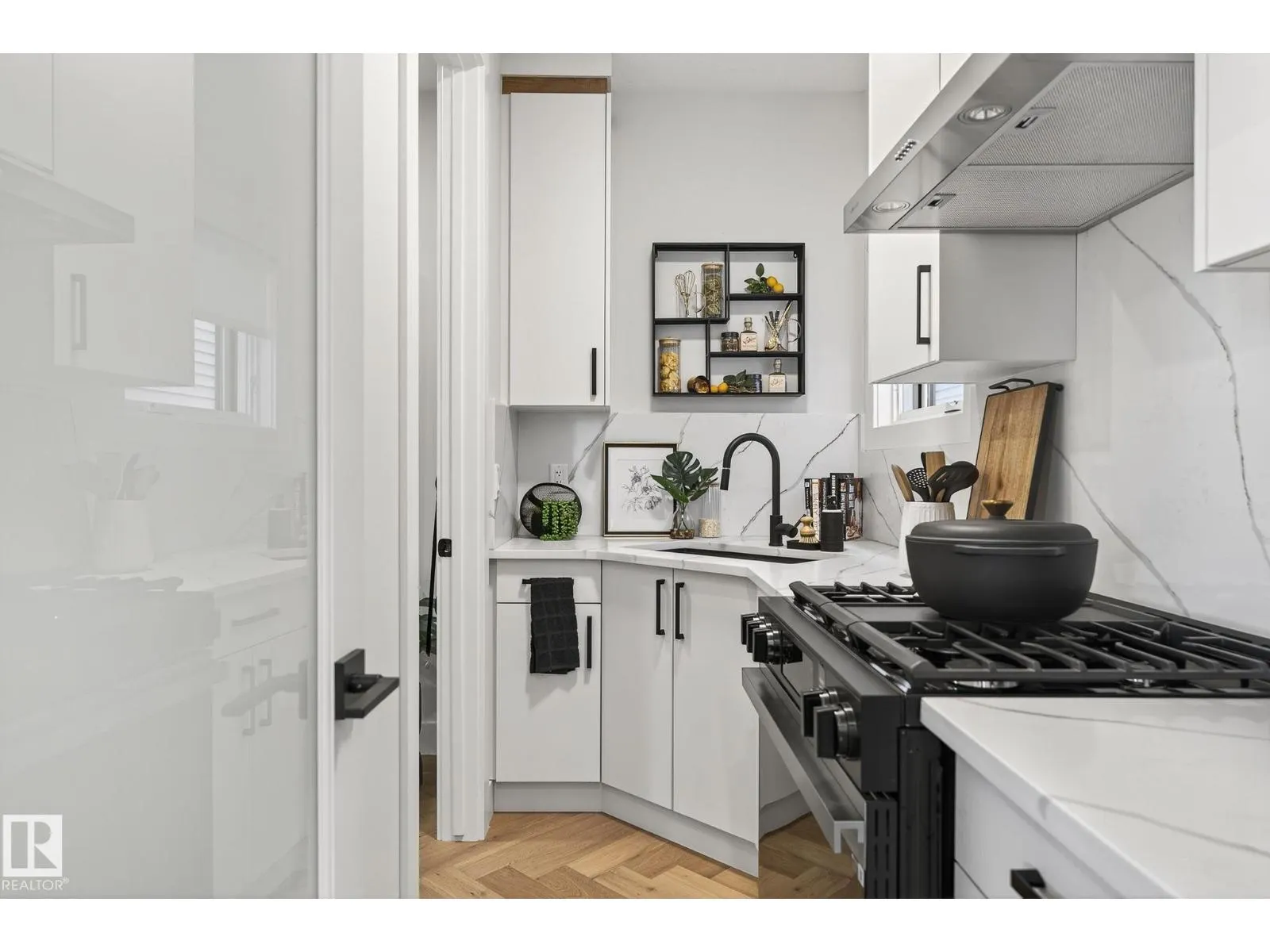 17124 2 ST NW
