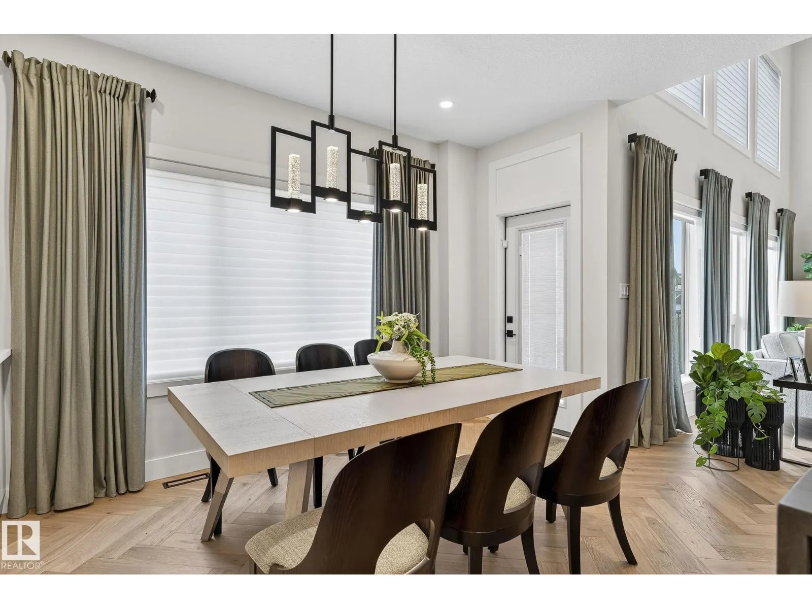 17124 2 ST NW