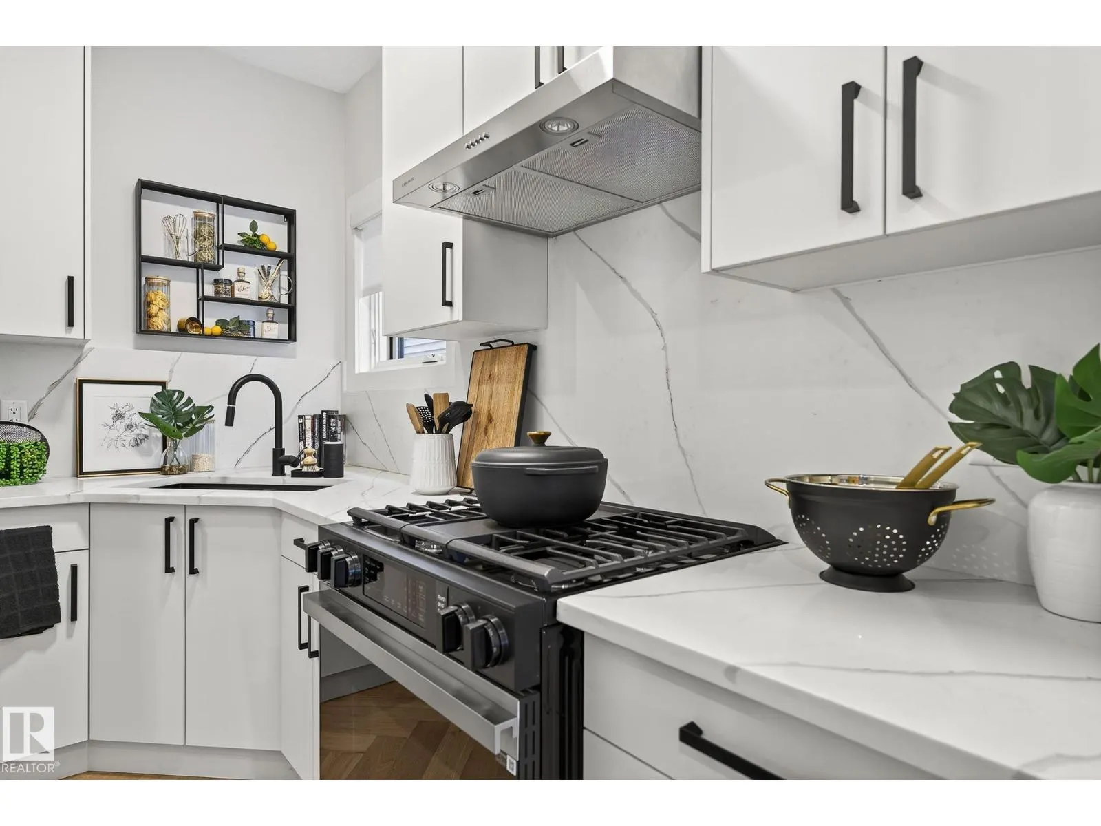 17124 2 ST NW