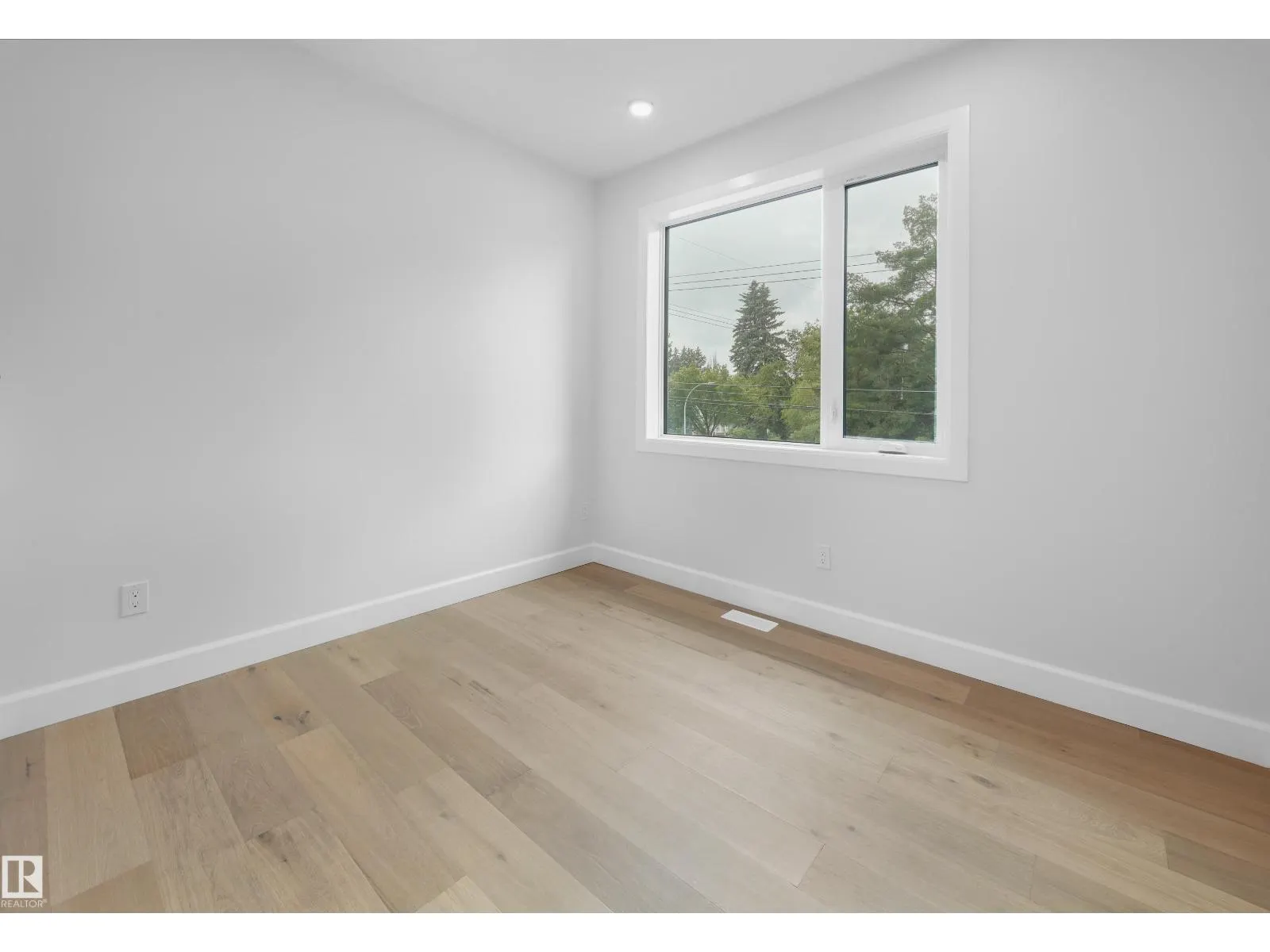 6003 107 ST NW