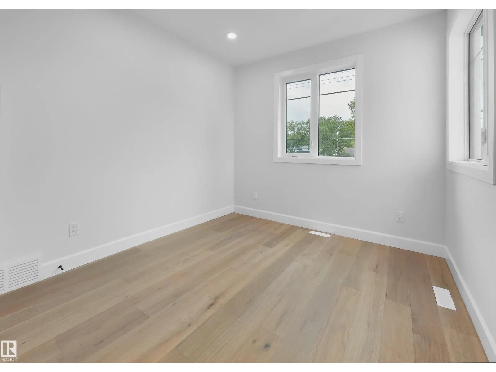 6003 107 ST NW
