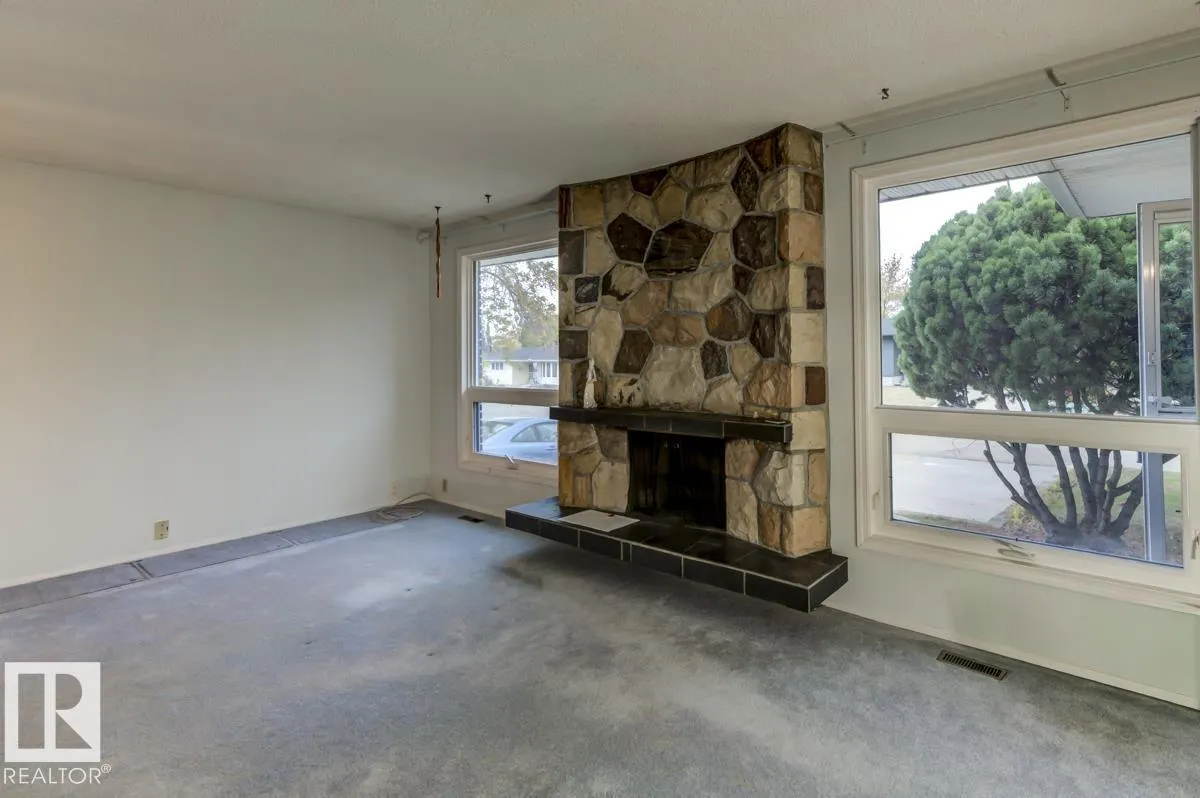 55 GLAMORGAN DR