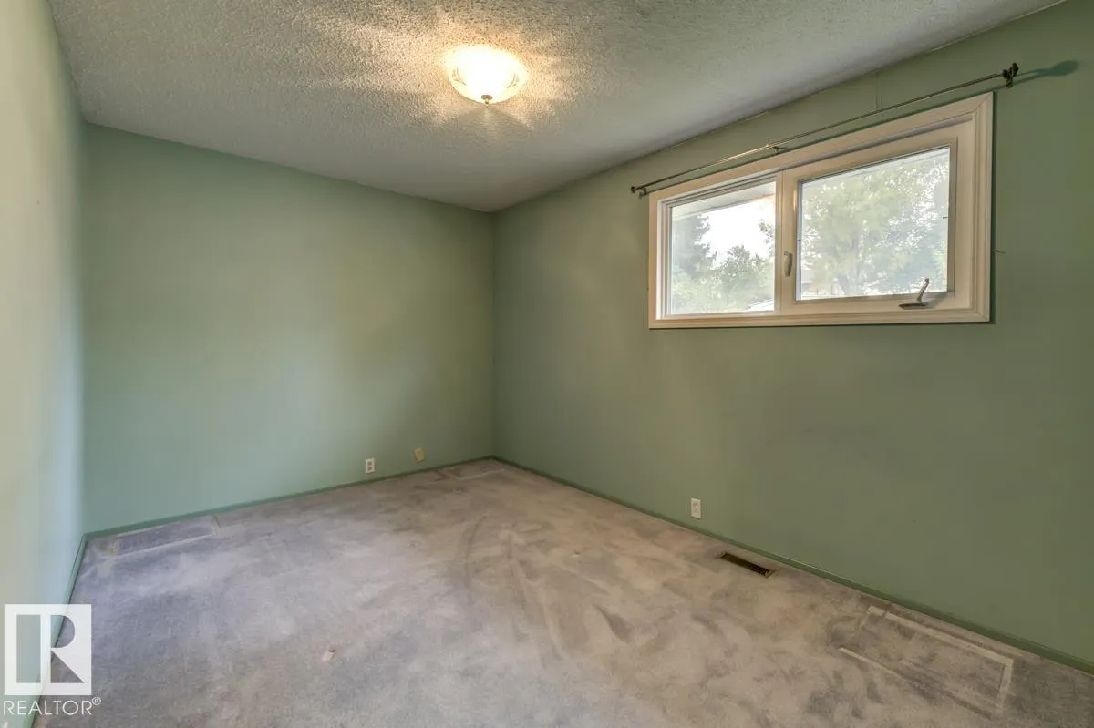 55 GLAMORGAN DR