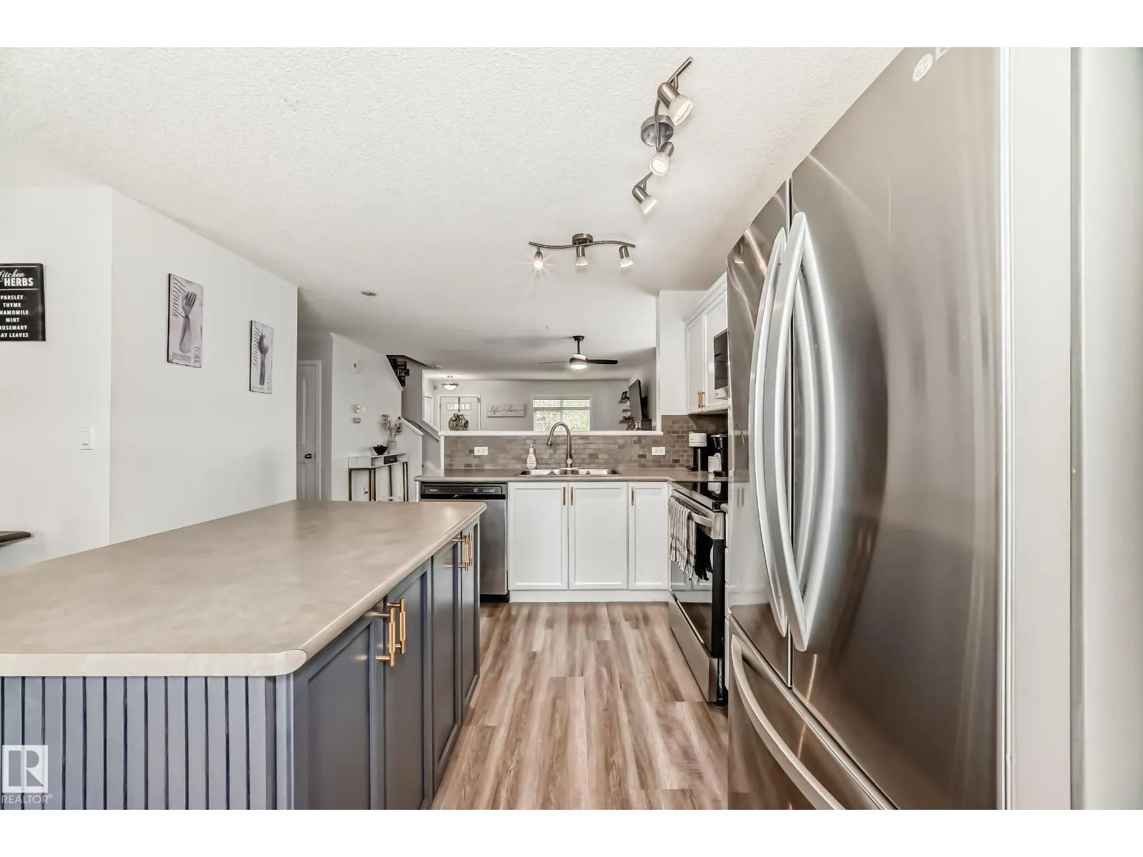 #186 1804 70 ST SW SW