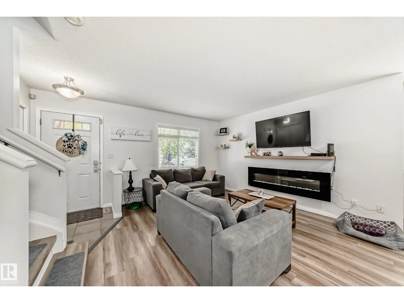 #186 1804 70 ST SW SW