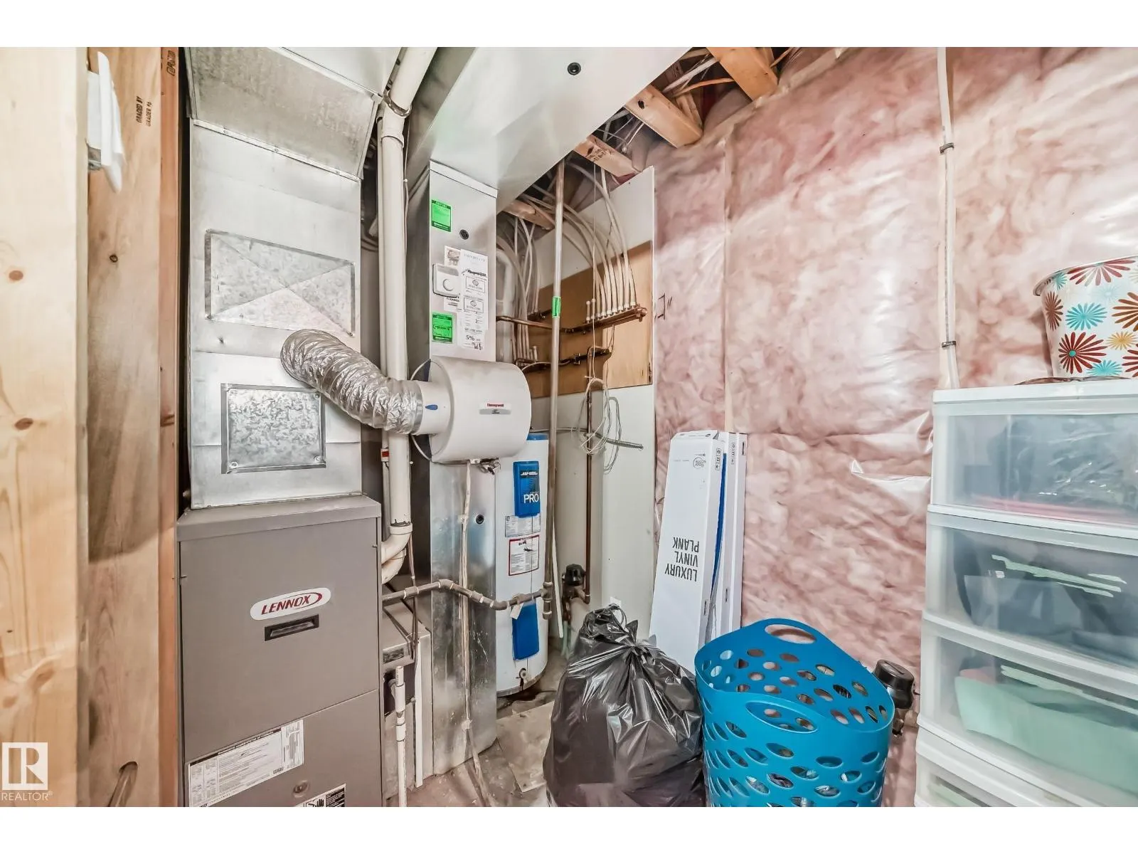 #186 1804 70 ST SW SW